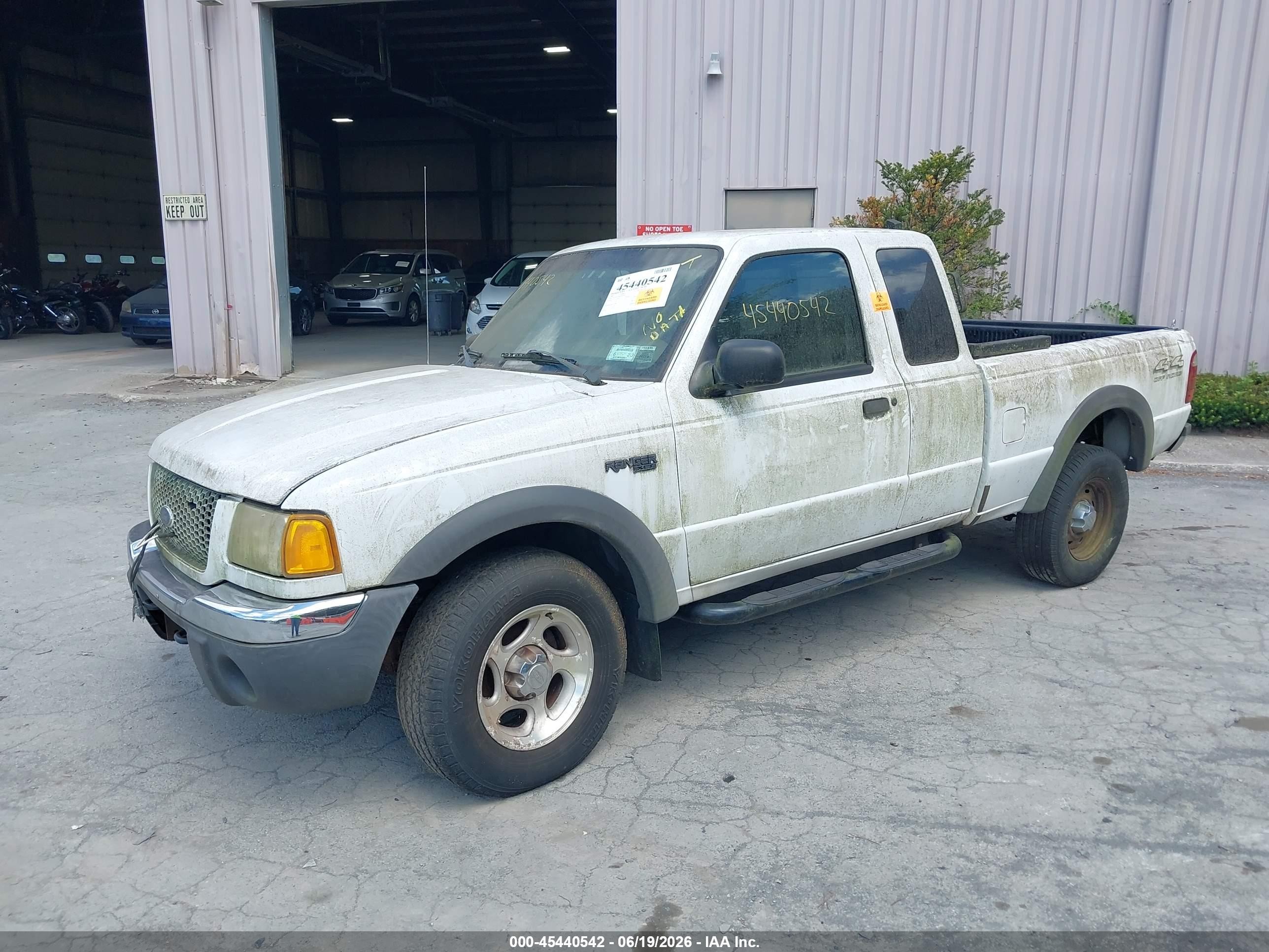 2001 Ford Ranger Edge/xlt White vin: 1FTZR15E81TA42892