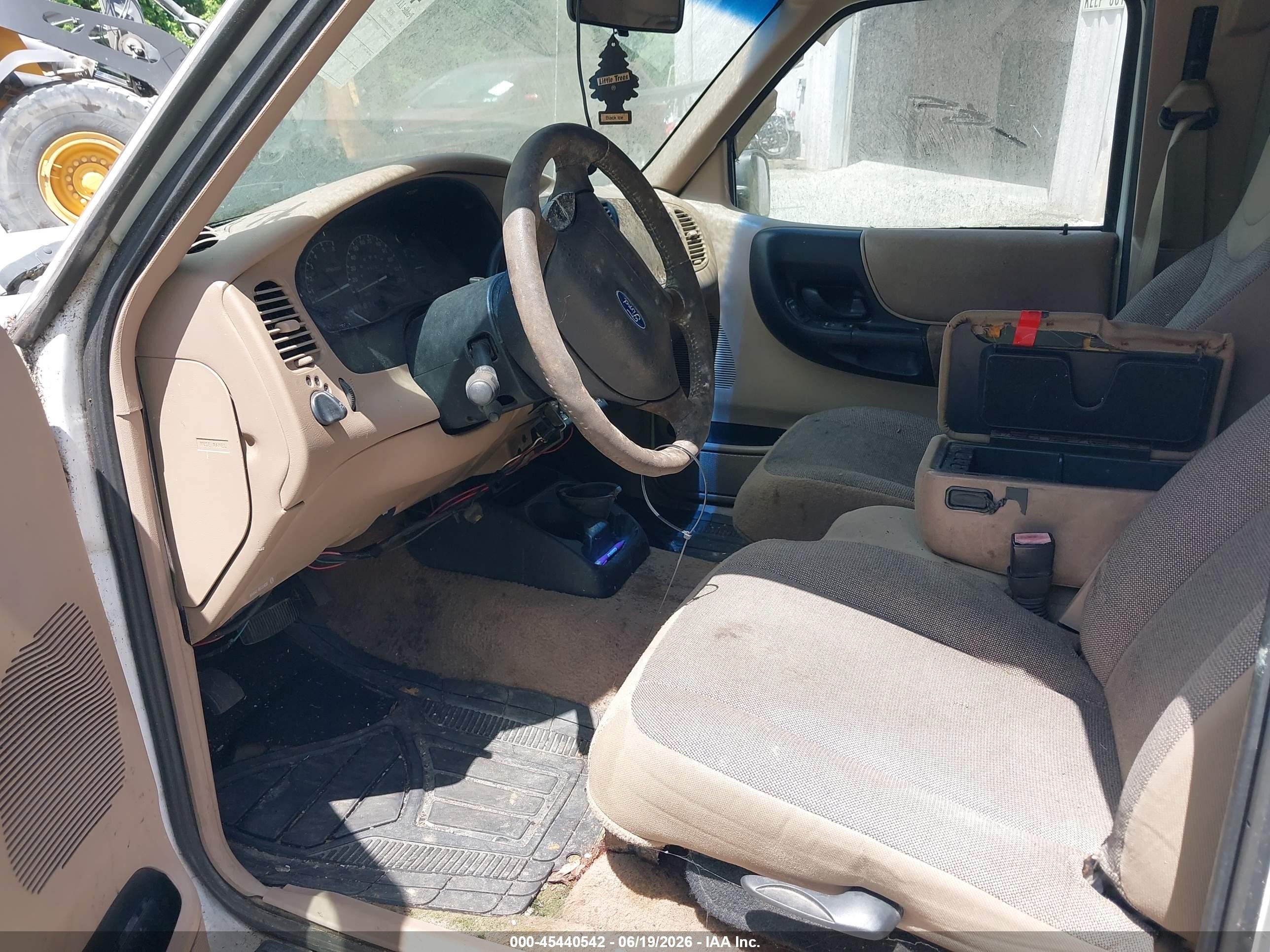 2001 Ford Ranger Edge/xlt White vin: 1FTZR15E81TA42892