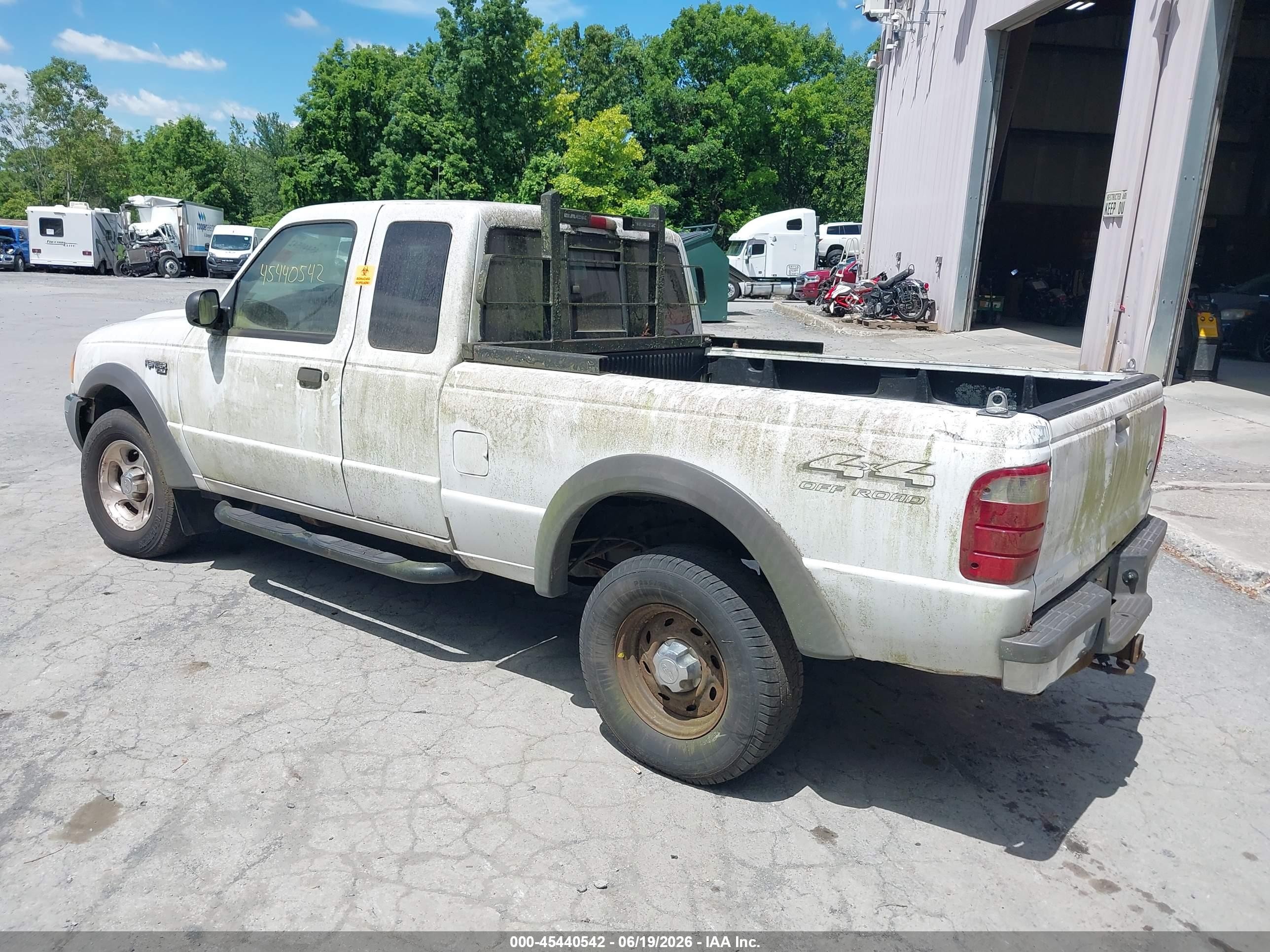 2001 Ford Ranger Edge/xlt White vin: 1FTZR15E81TA42892