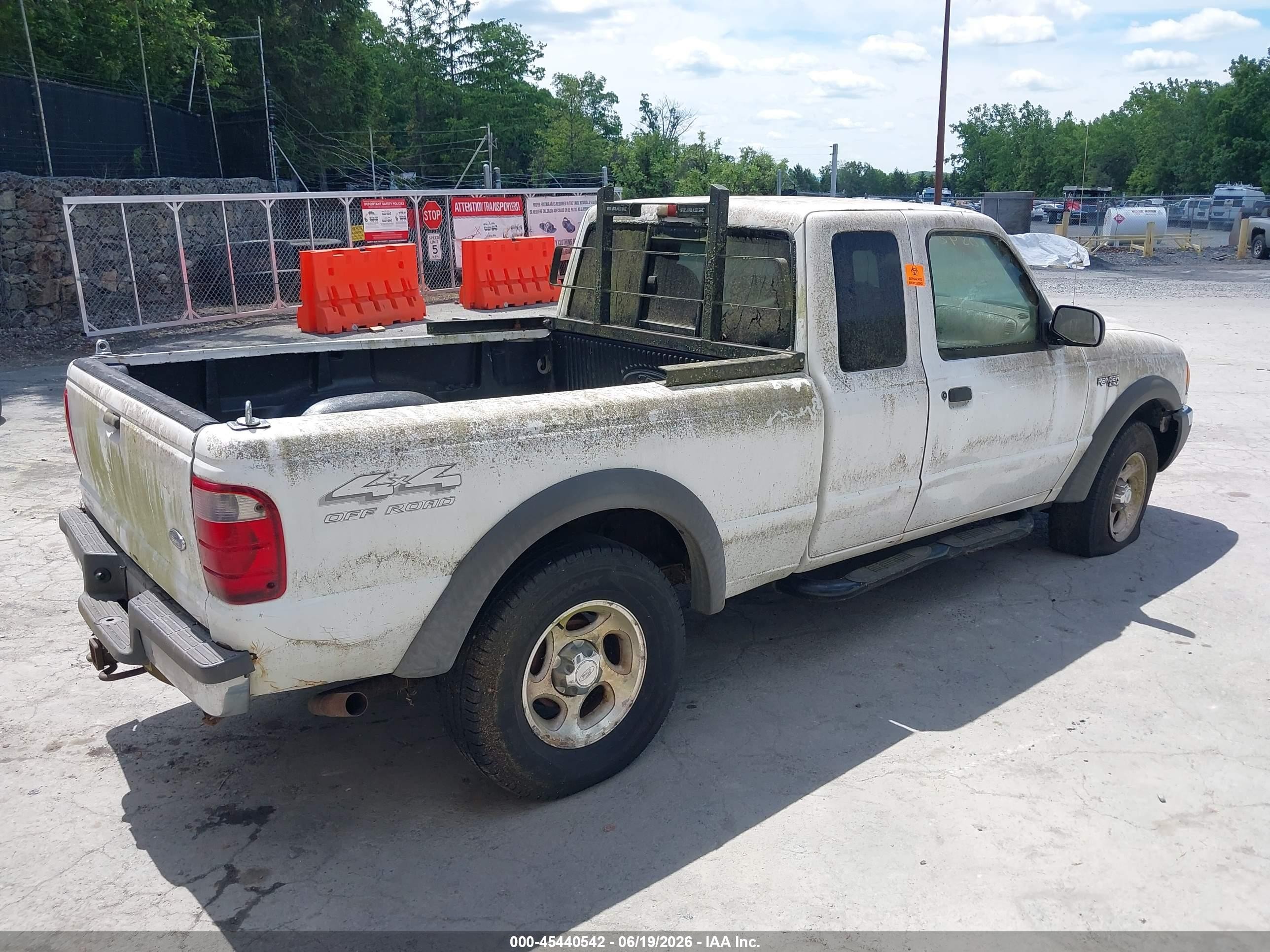 2001 Ford Ranger Edge/xlt White vin: 1FTZR15E81TA42892