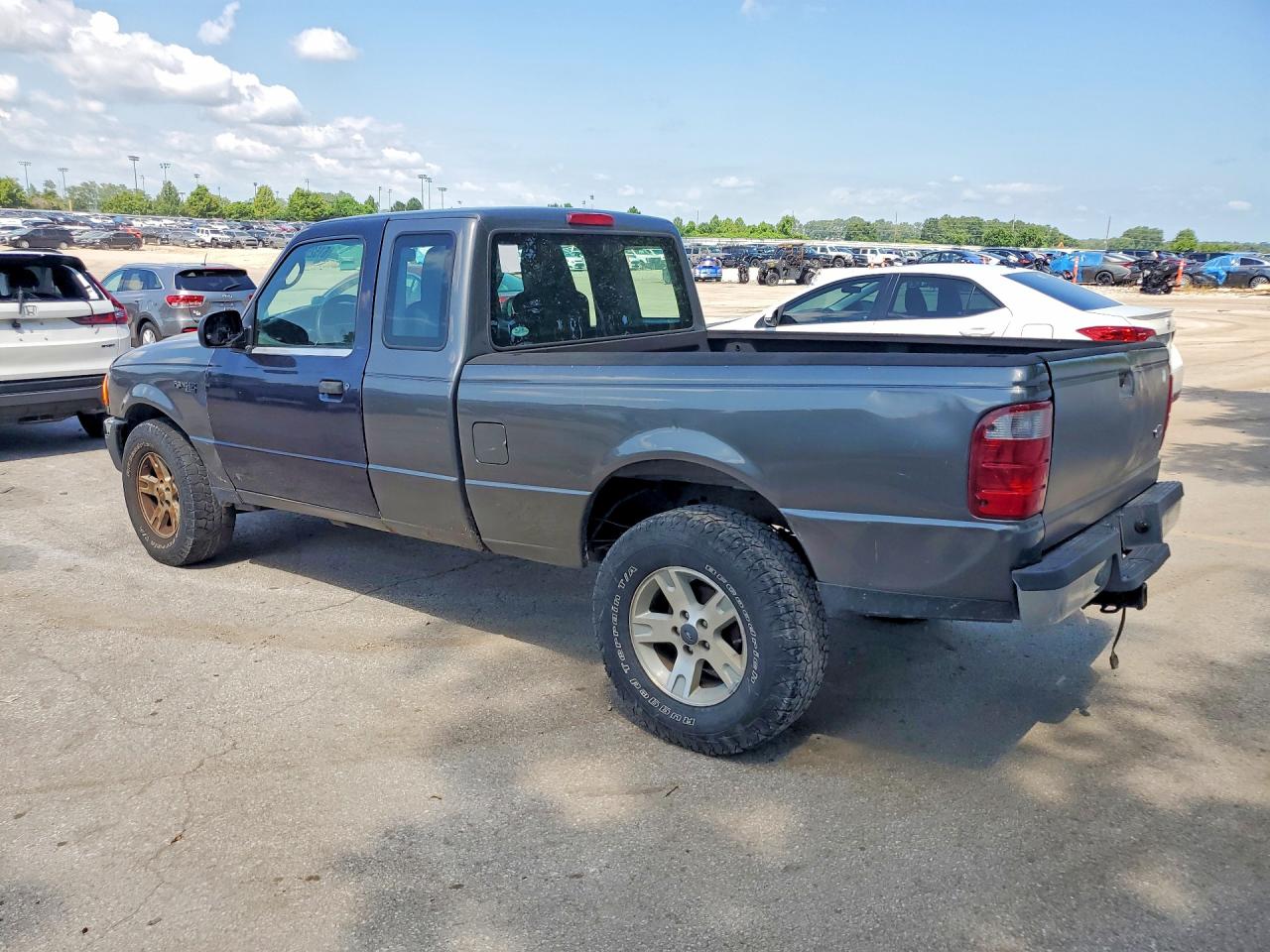 2004 Ford Ranger Super Cab Silver vin: 1FTZR15E84PA95184