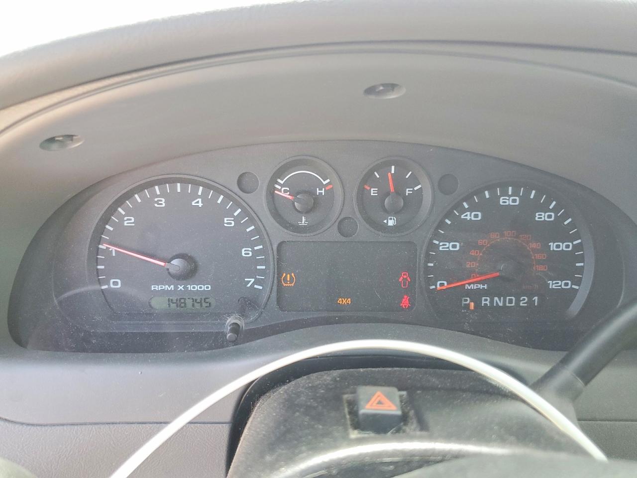 2008 Ford Ranger Super Cab Red vin: 1FTZR15E98PA06065