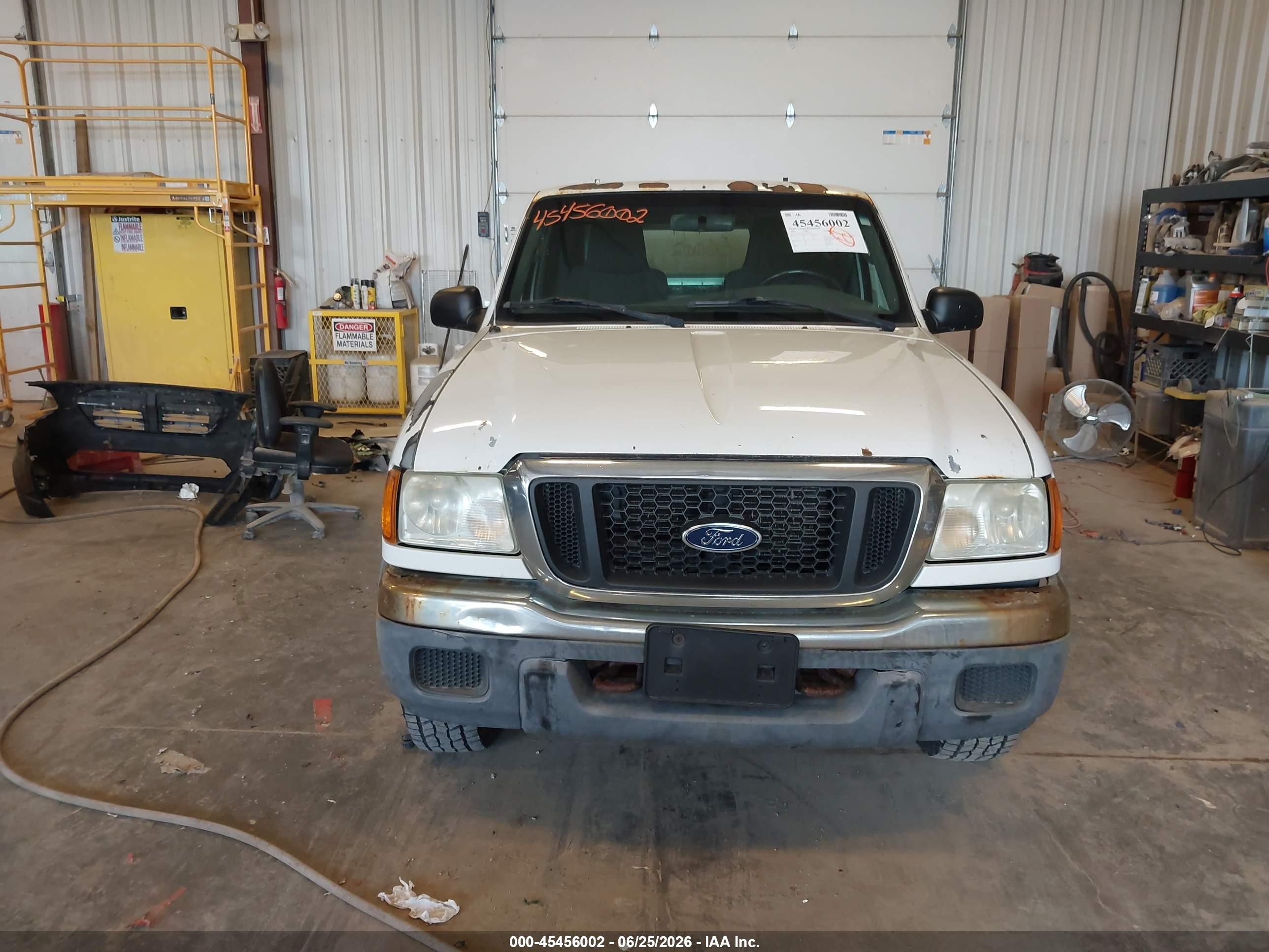 2004 Ford Ranger Xlt White vin: 1FTZR15EX4PA65166