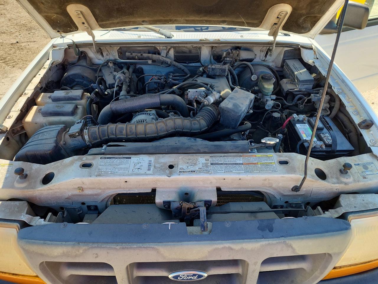 1998 Ford Ranger Super Cab White vin: 1FTZR15U4WPA29385