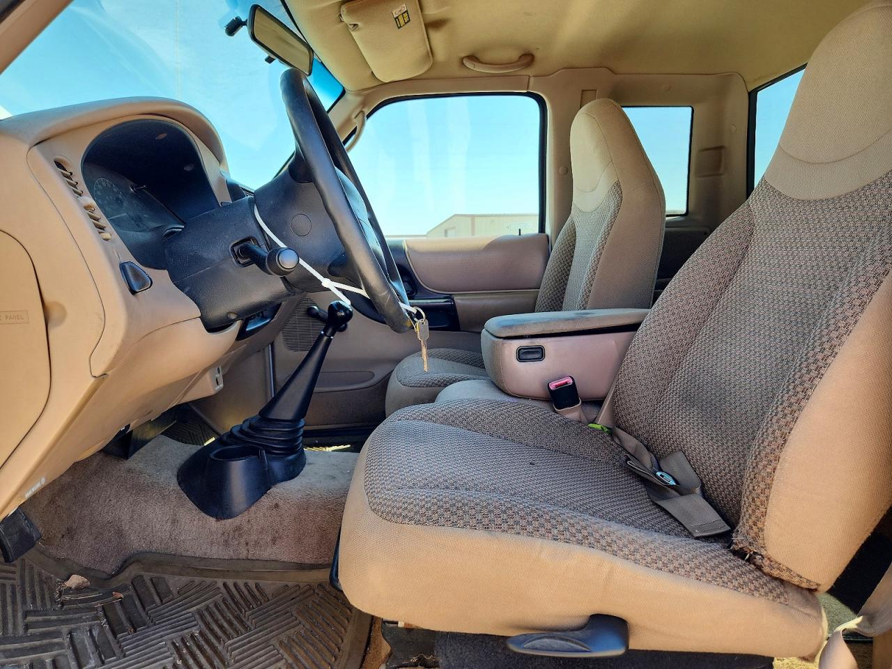 1998 Ford Ranger Super Cab White vin: 1FTZR15U4WPA29385