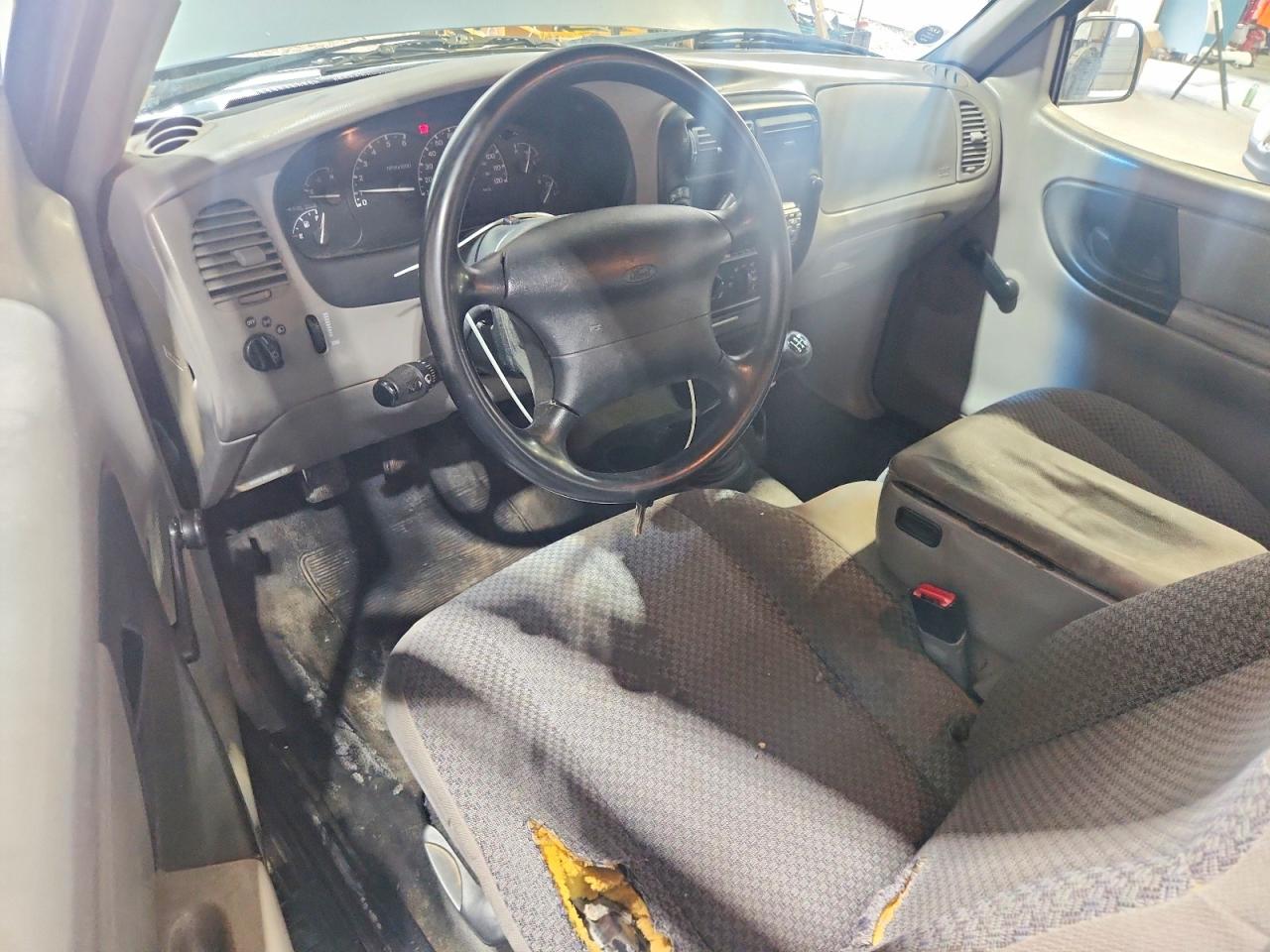 1998 Ford Ranger Teal vin: 1FTZR15U5WPA70463