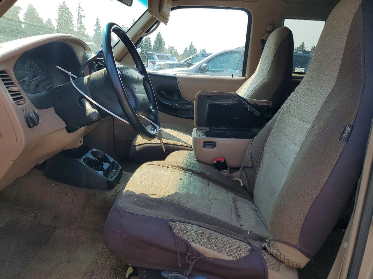 1998 Ford Ranger Super Cab Tan vin: 1FTZR15U6WPA36158