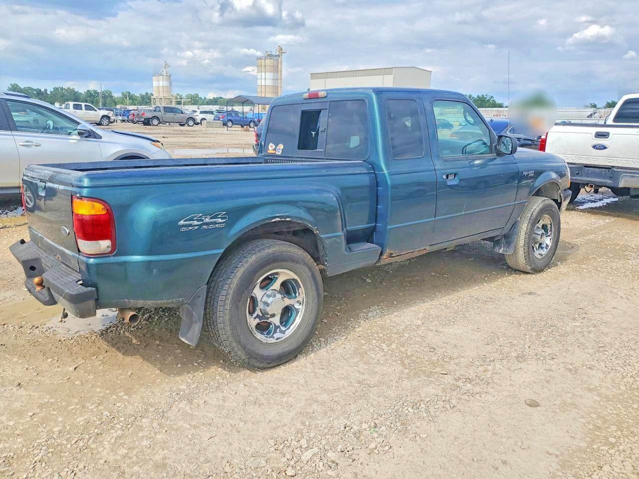 1998 Ford Ranger Super Cab Green vin: 1FTZR15U7WPA65667