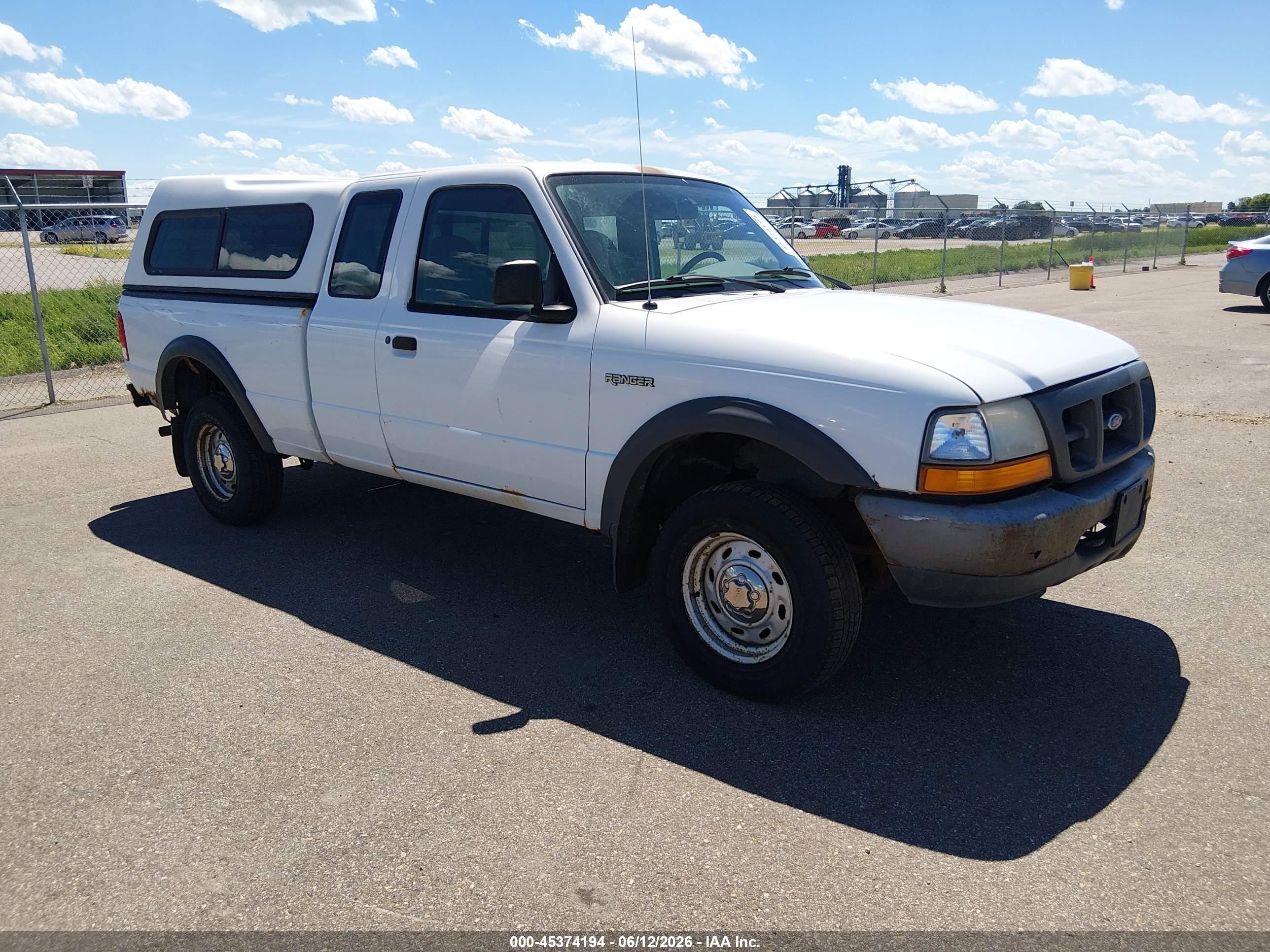 2000 Ford Ranger Xl/xlt White vin: 1FTZR15V1YPA89832