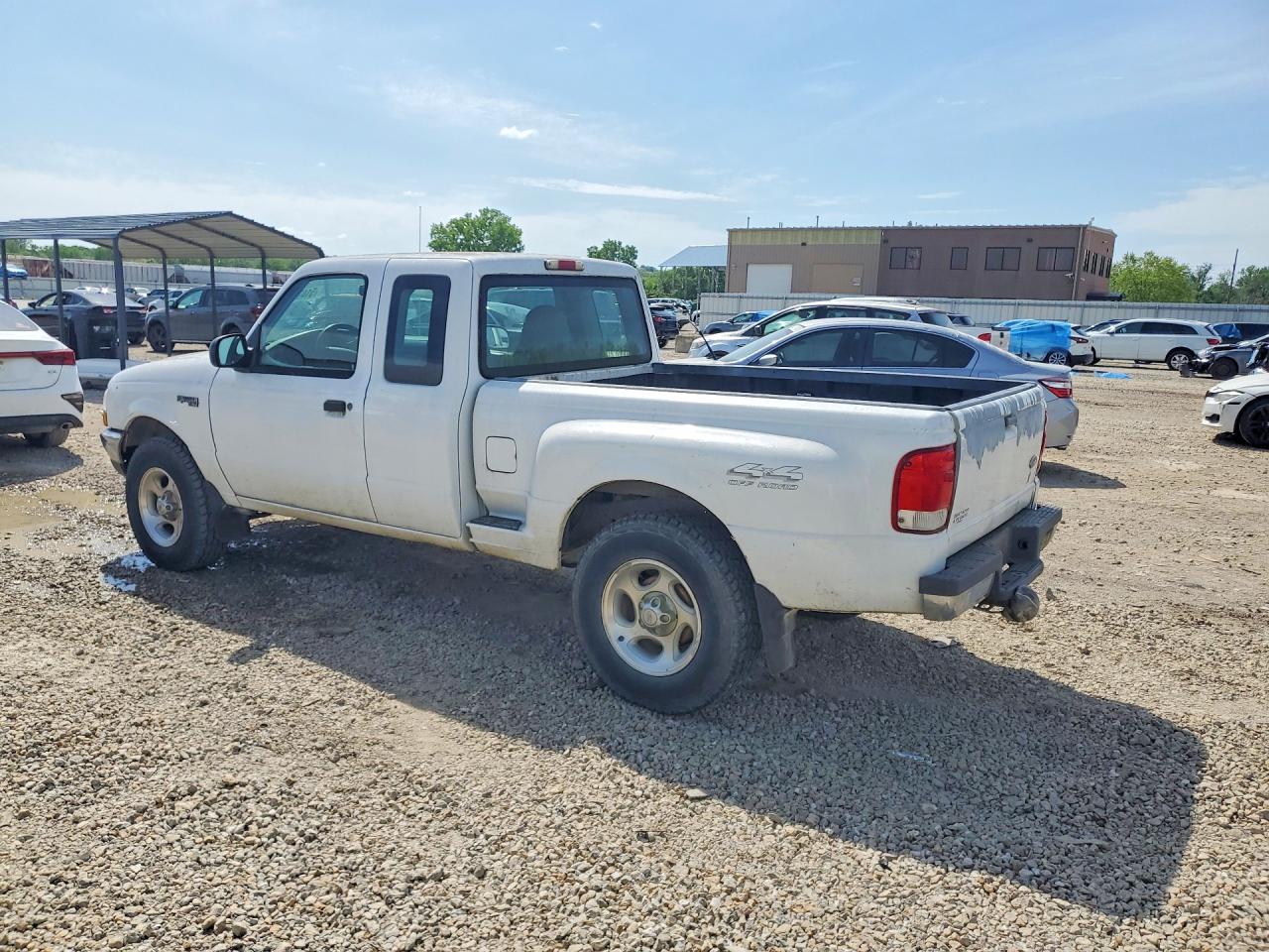 2000 Ford Ranger Super Cab White vin: 1FTZR15V1YPB90563