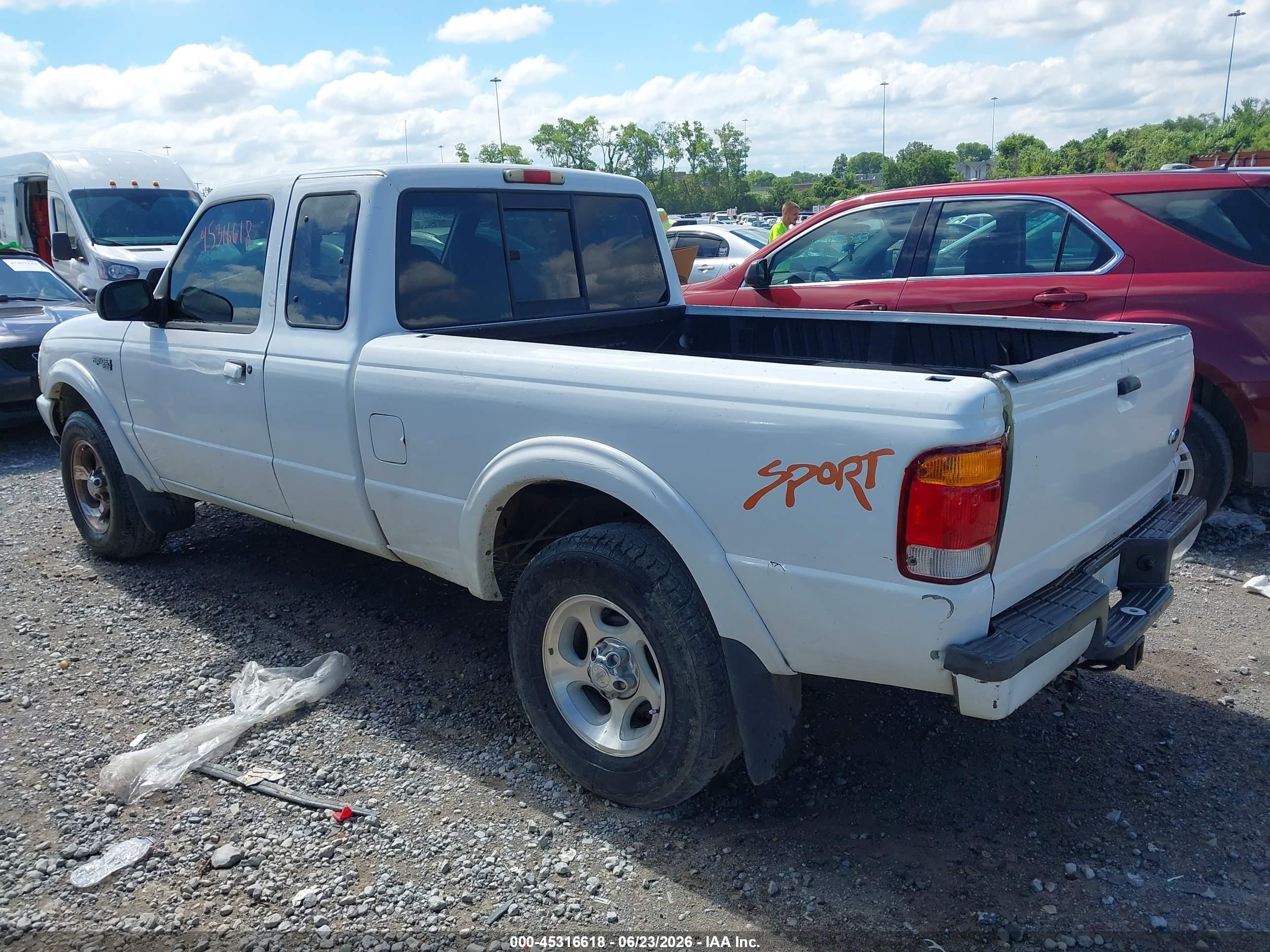 1999 Ford Ranger Xl/xlt White vin: 1FTZR15V3XTA83035
