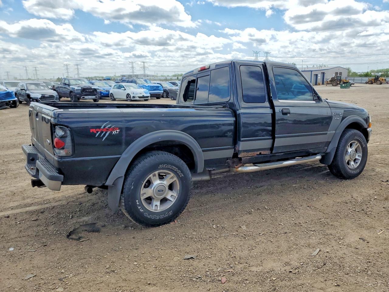 2000 Ford Ranger Super Cab Black vin: 1FTZR15V3YPB95893