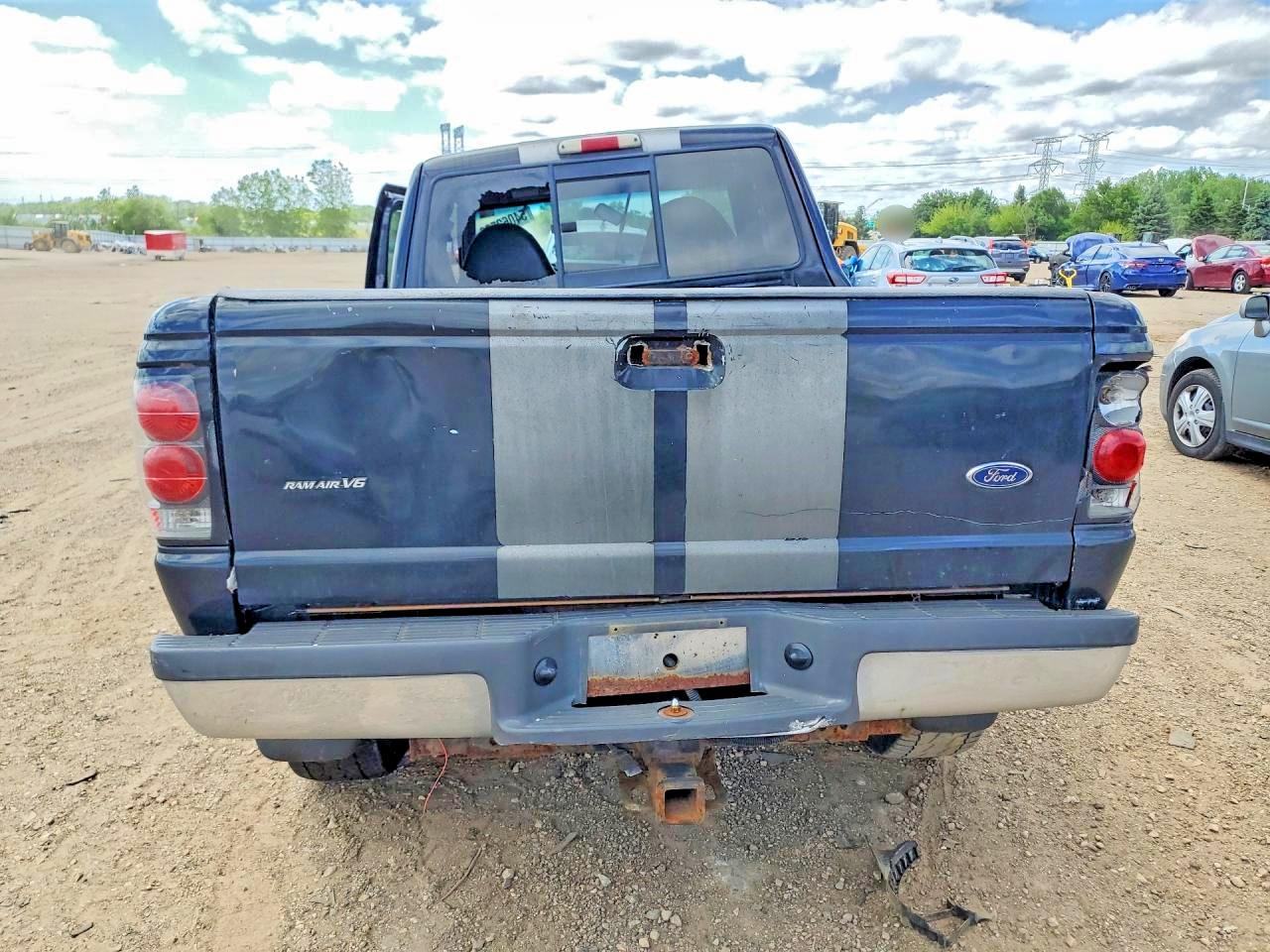 2000 Ford Ranger Super Cab Black vin: 1FTZR15V3YPB95893