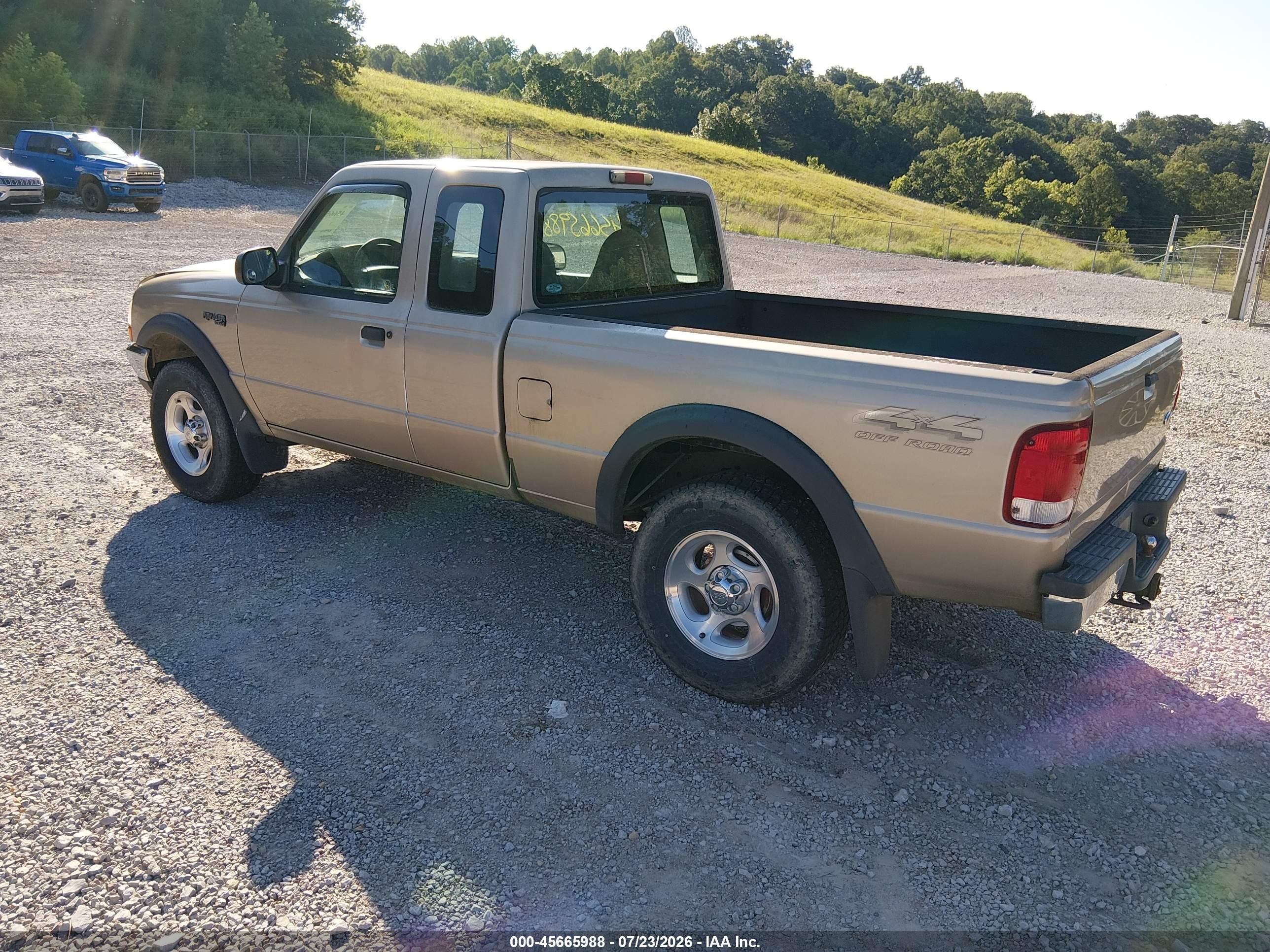 2000 Ford Ranger Xl/xlt Gold vin: 1FTZR15V5YPA19587