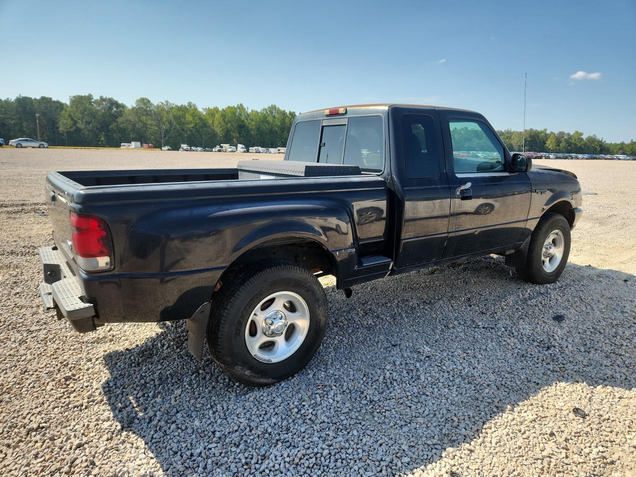 2000 Ford Ranger Super Cab Black vin: 1FTZR15V5YPB52026