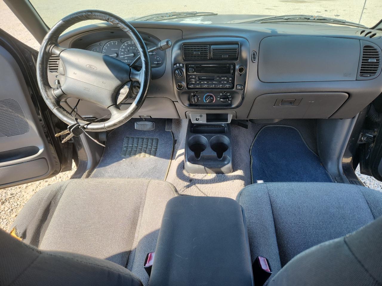 2000 Ford Ranger Super Cab Black vin: 1FTZR15V5YPB52026
