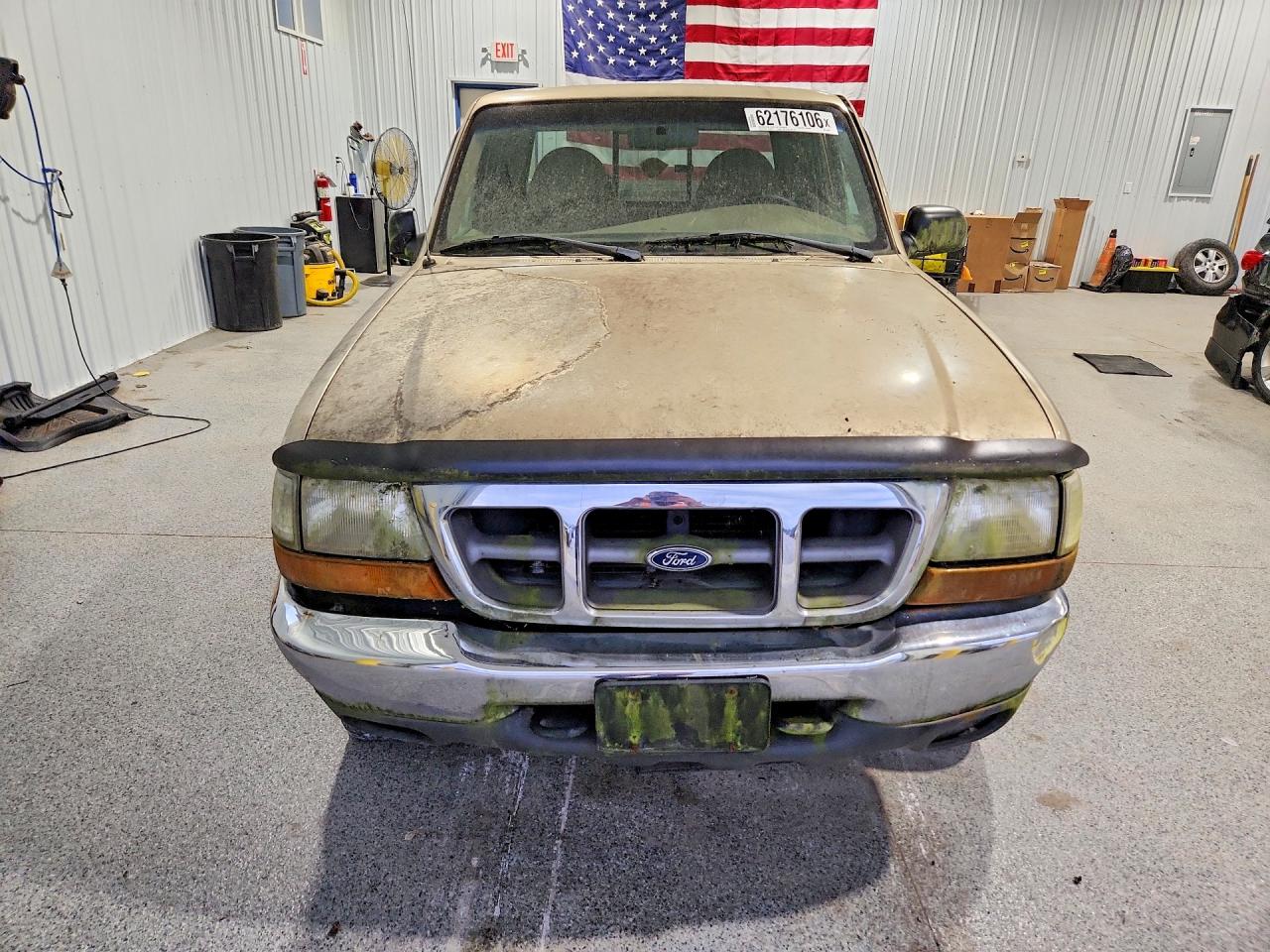 2000 Ford Ranger Super Cab Золотой vin: 1FTZR15V7YTB32254