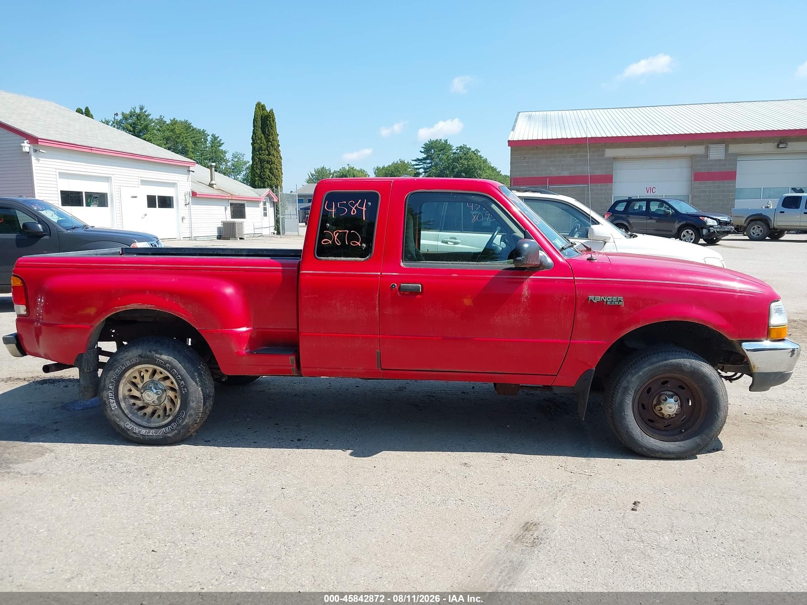 1999 Ford Ranger Xl/xlt Red vin: 1FTZR15V8XTA78848