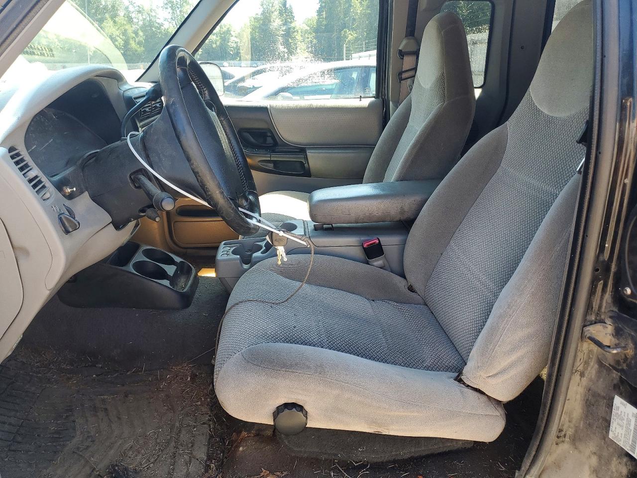 2000 Ford Ranger Super Cab Black vin: 1FTZR15VXYPA37048