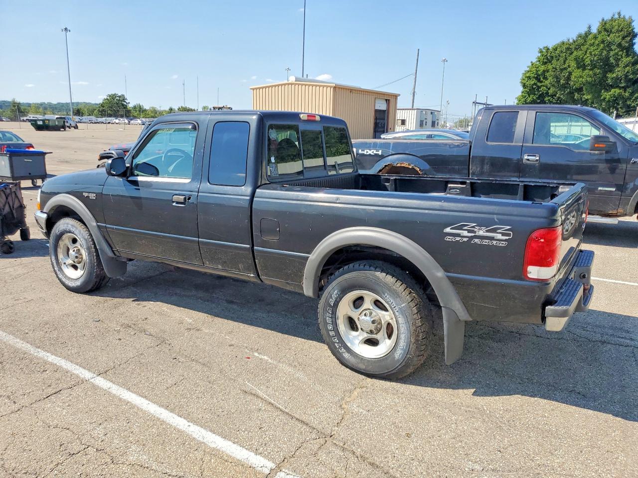 2000 Ford Ranger Super Cab Black vin: 1FTZR15X0YTA51520