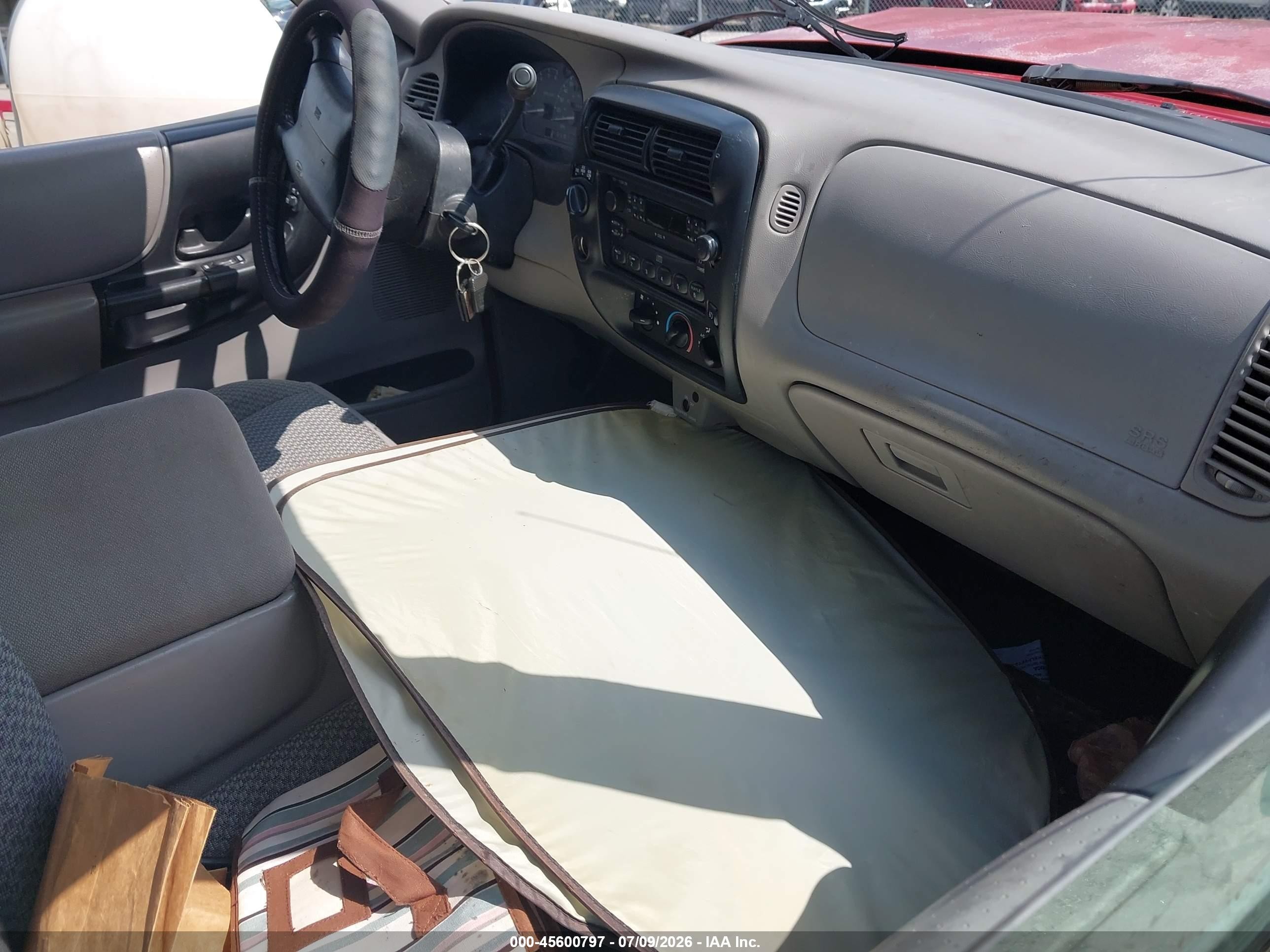 1999 Ford Ranger Xlt Red vin: 1FTZR15X1XTA98246
