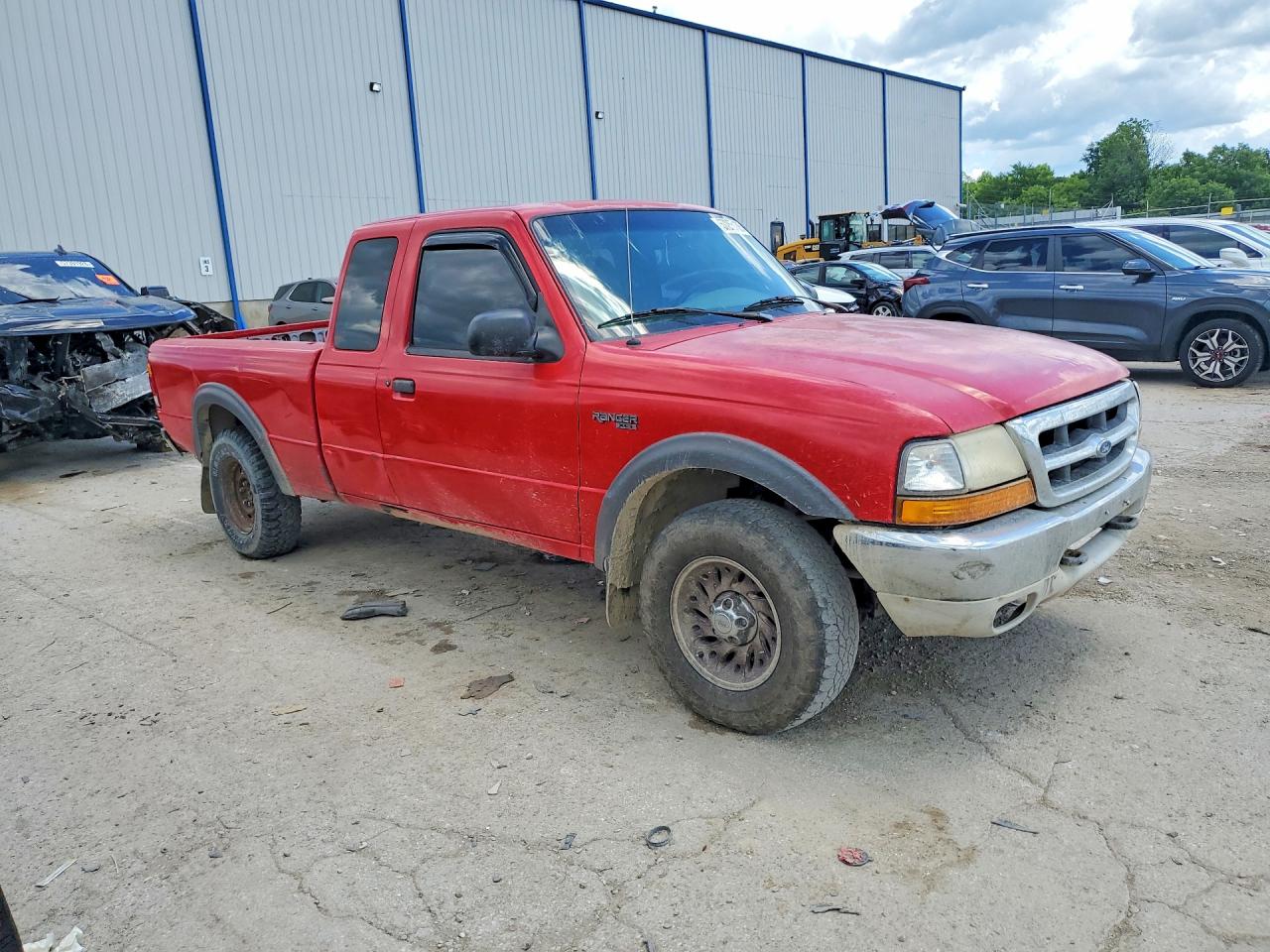 1999 Ford Ranger Super Cab Red vin: 1FTZR15X2XPB57958