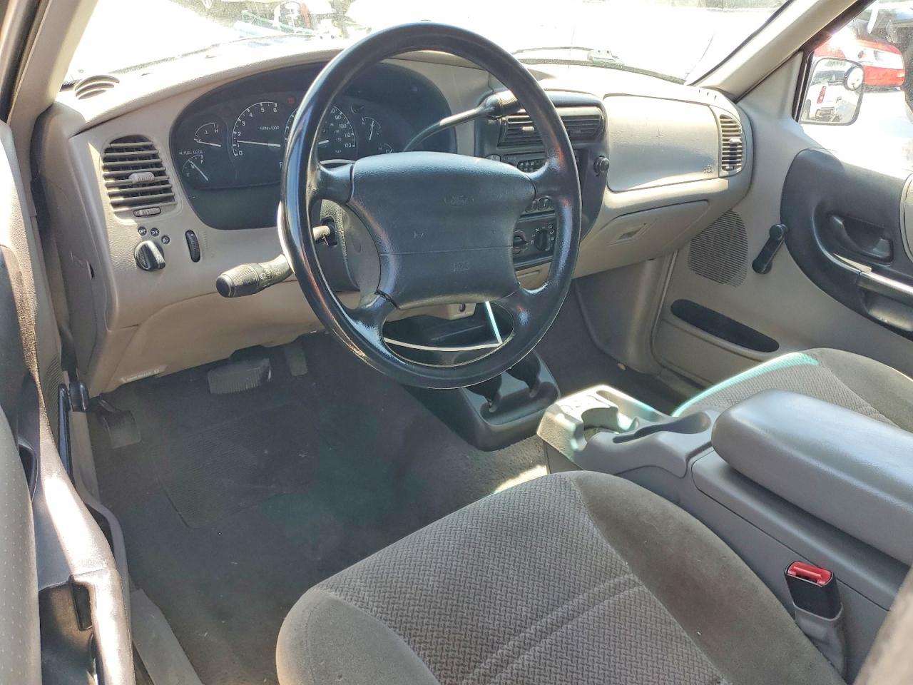 1999 Ford Ranger Super Cab White vin: 1FTZR15X4XTA26327
