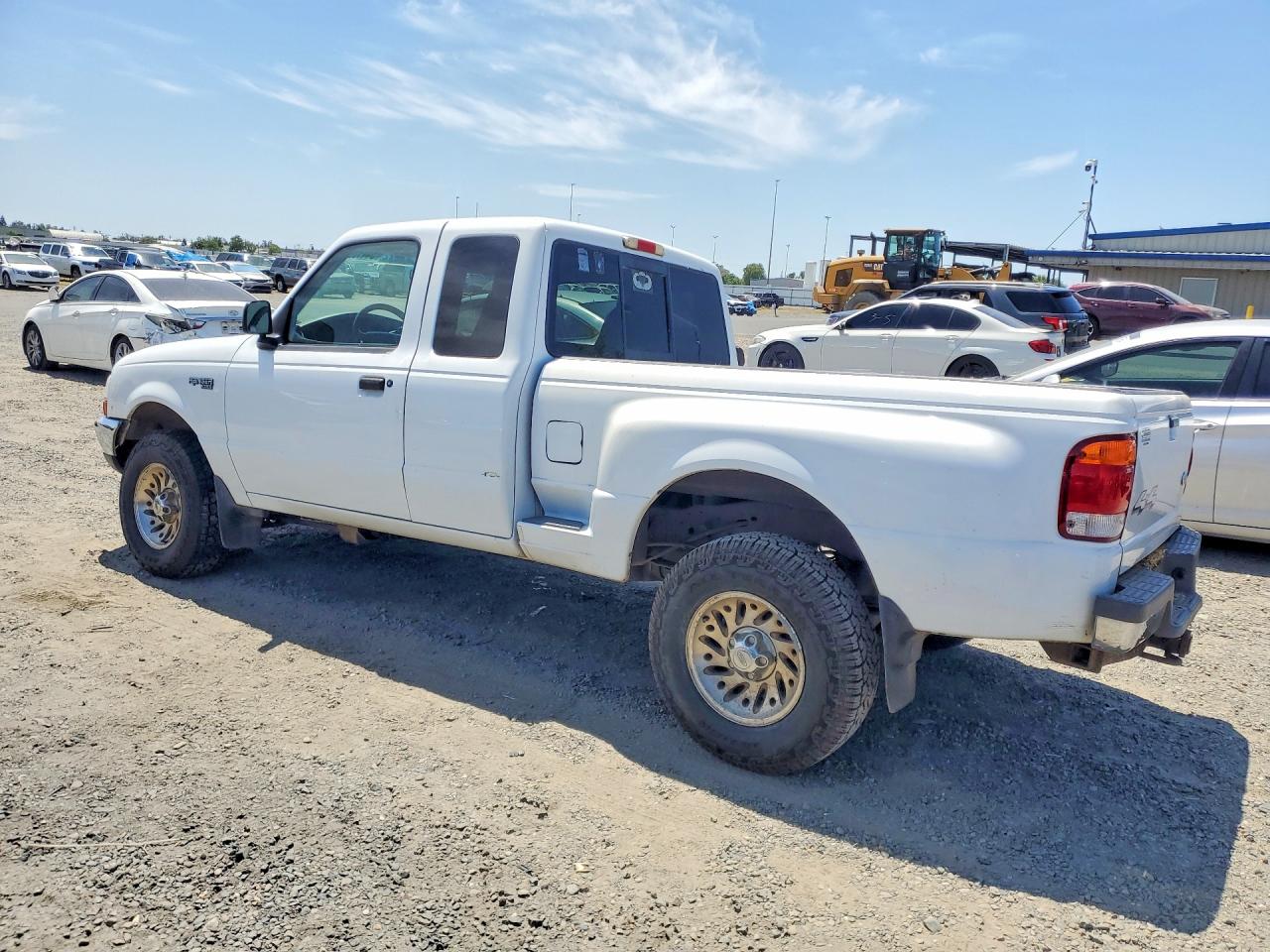 1999 Ford Ranger Super Cab White vin: 1FTZR15X4XTA26327
