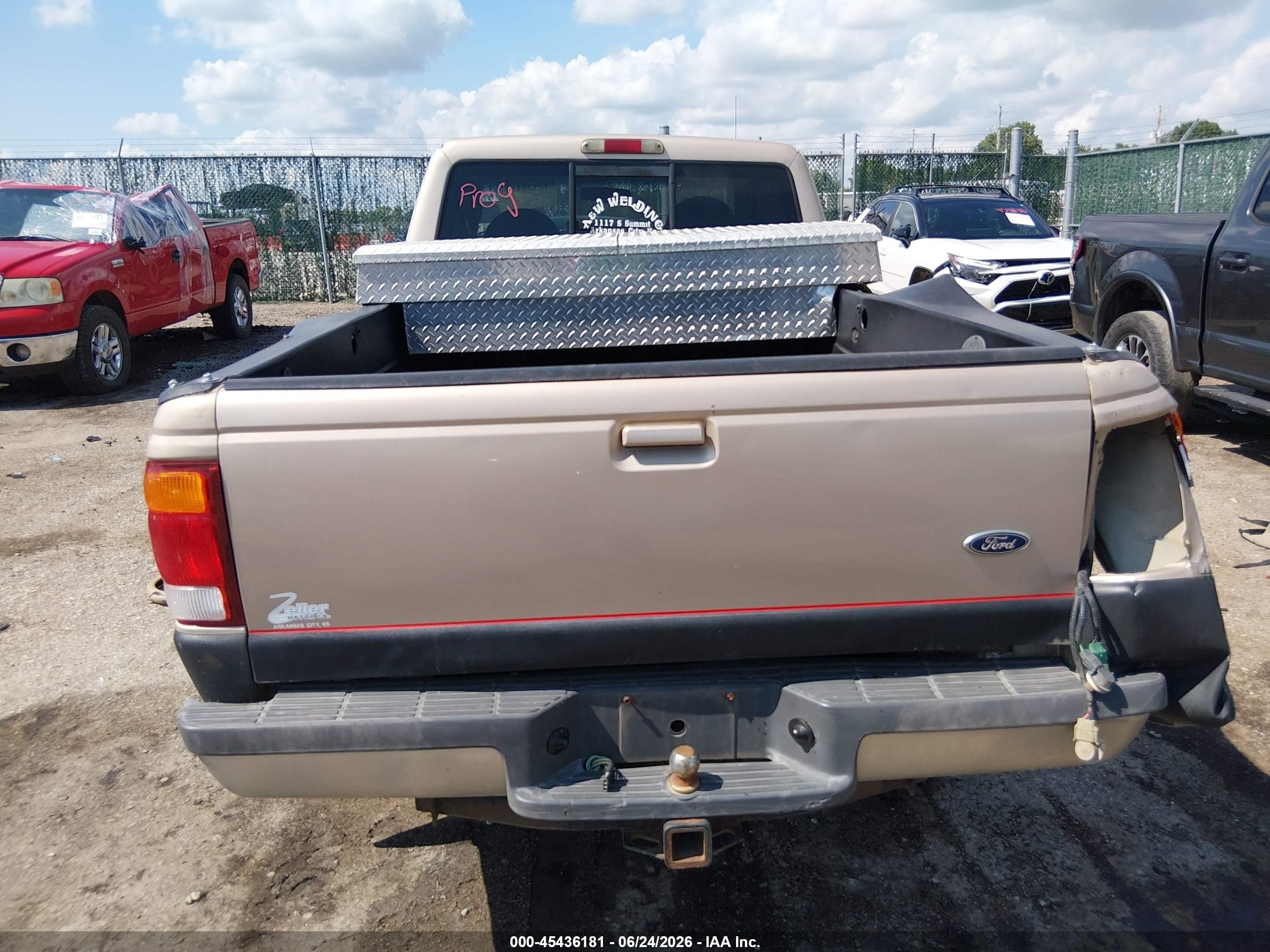 1998 Ford Ranger Splash/xl/xlt Tan vin: 1FTZR15X5WPB15864