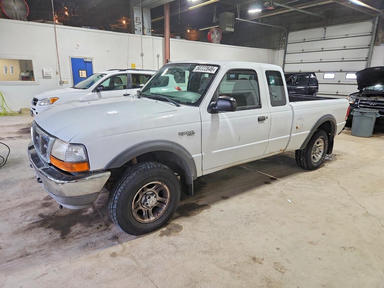 2000 Ford Ranger Super Cab White vin: 1FTZR15X6YPB76160