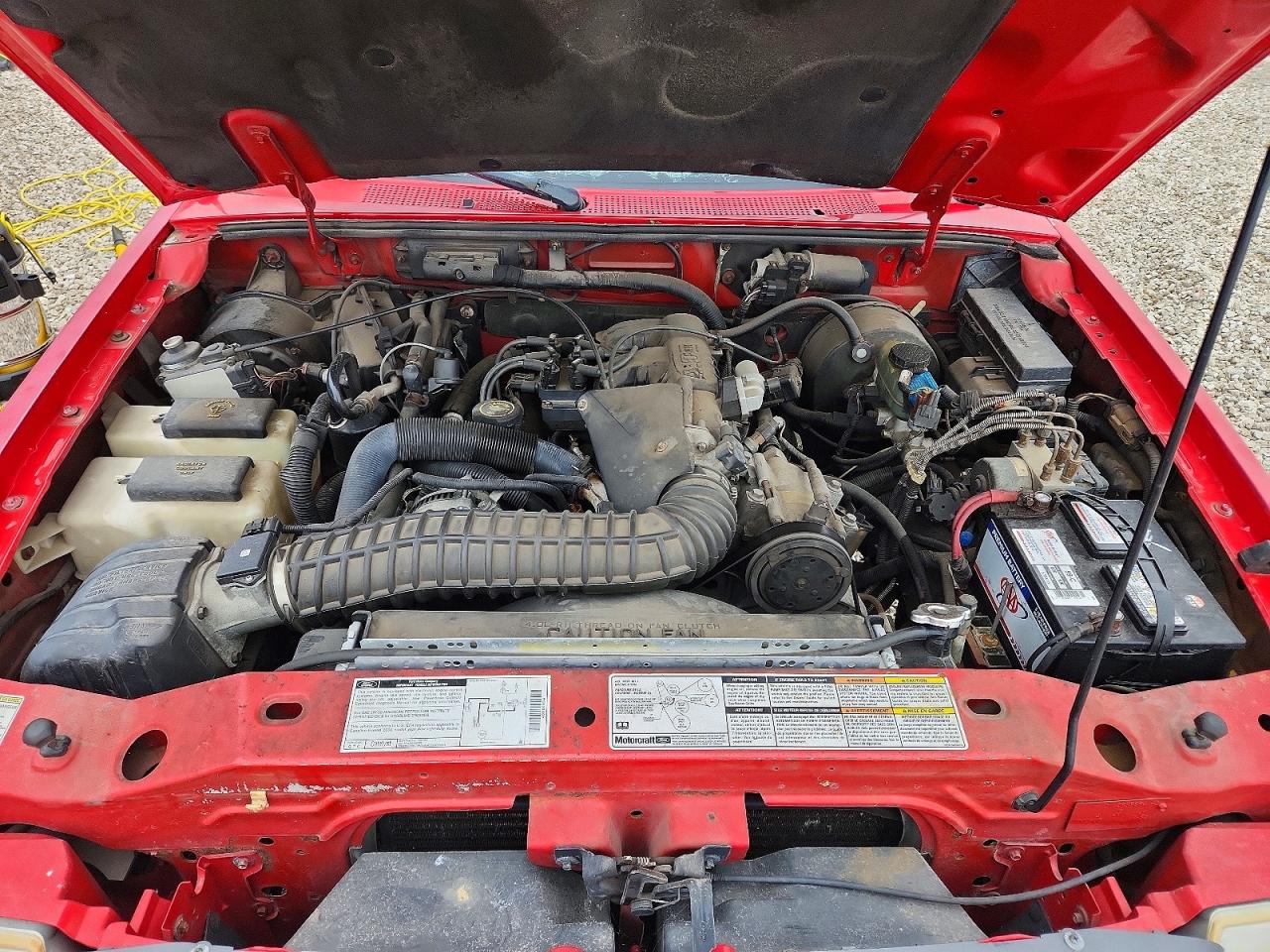 2000 Ford Ranger Super Cab Red vin: 1FTZR15X6YPB87790