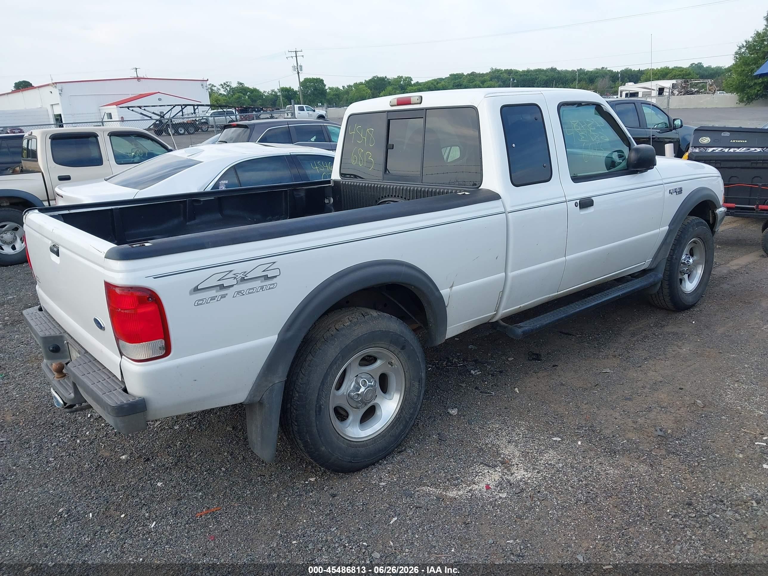 2000 Ford Ranger Xlt Белый vin: 1FTZR15X6YTA23351