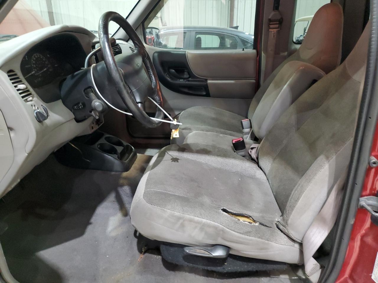 2000 Ford Ranger Super Cab Burgundy vin: 1FTZR15X7YTA39610