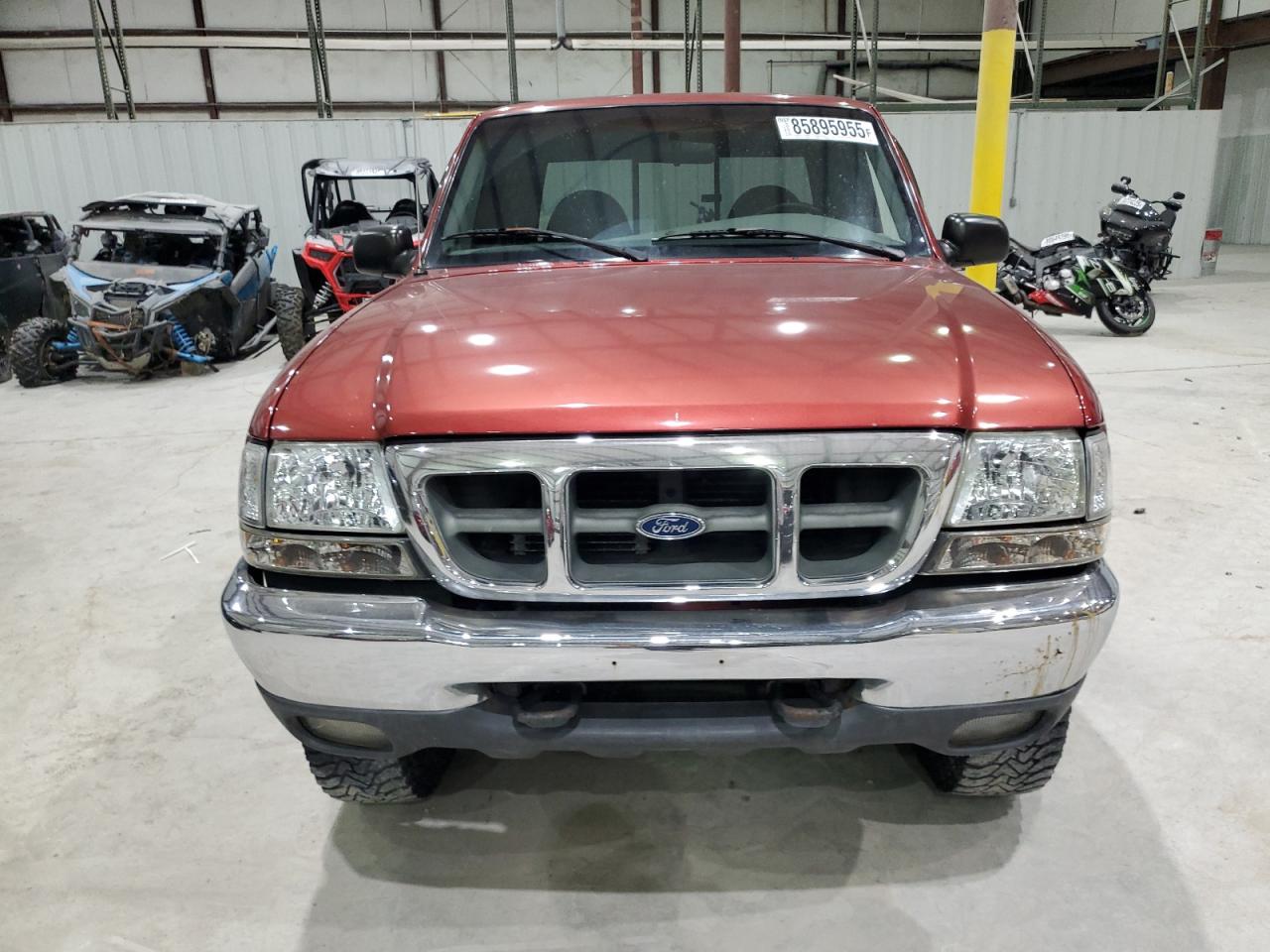 2000 Ford Ranger Super Cab Burgundy vin: 1FTZR15X7YTA39610