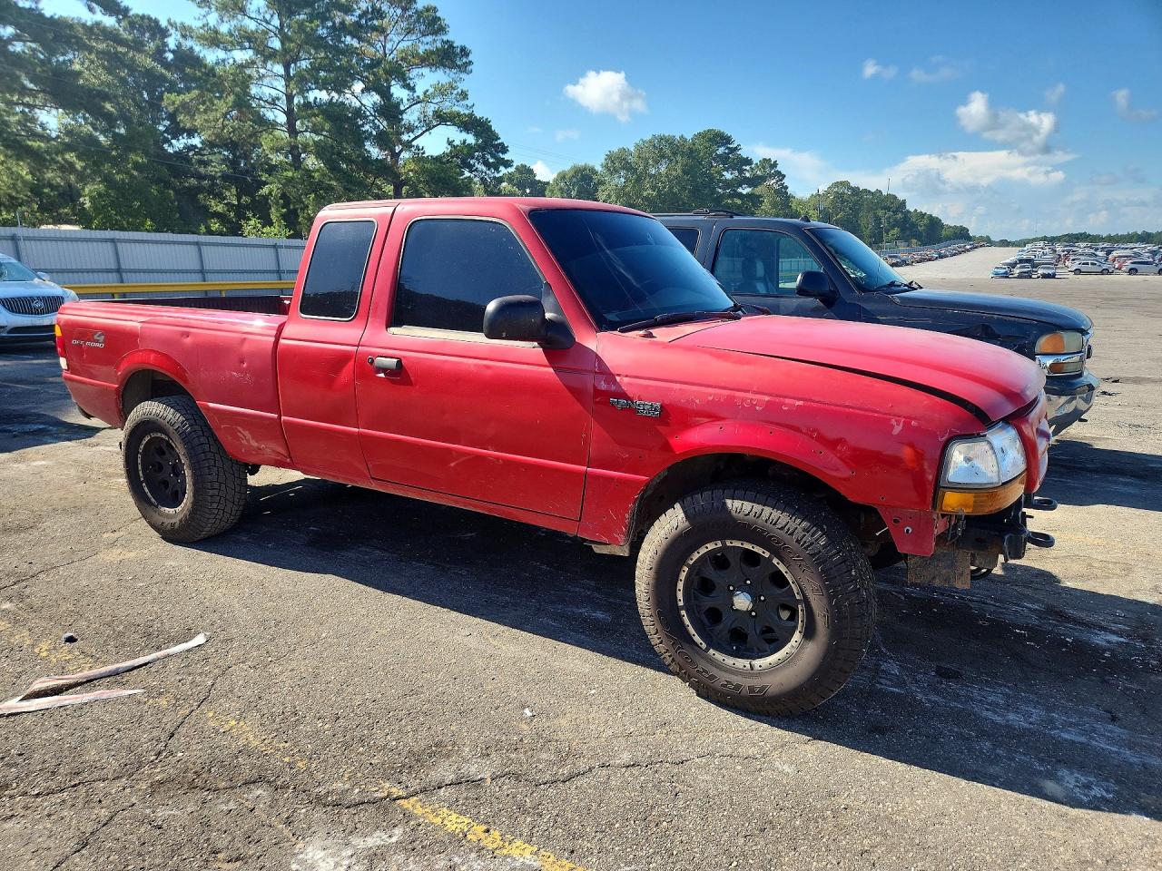 1998 Ford Ranger Super Cab Red vin: 1FTZR15X8WPA11949