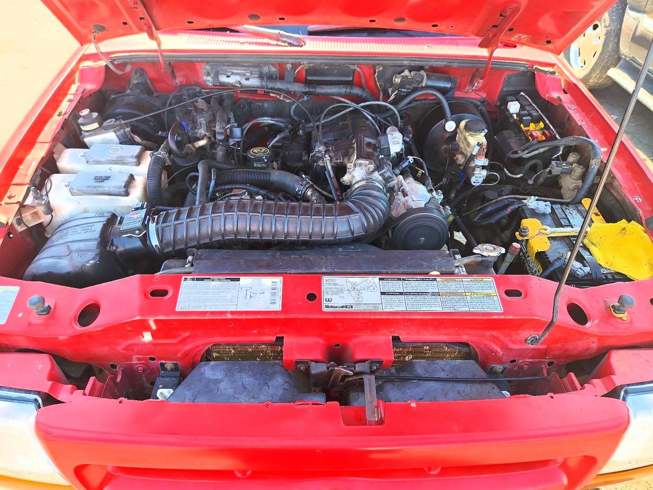 1998 Ford Ranger Super Cab Red vin: 1FTZR15X8WPA11949