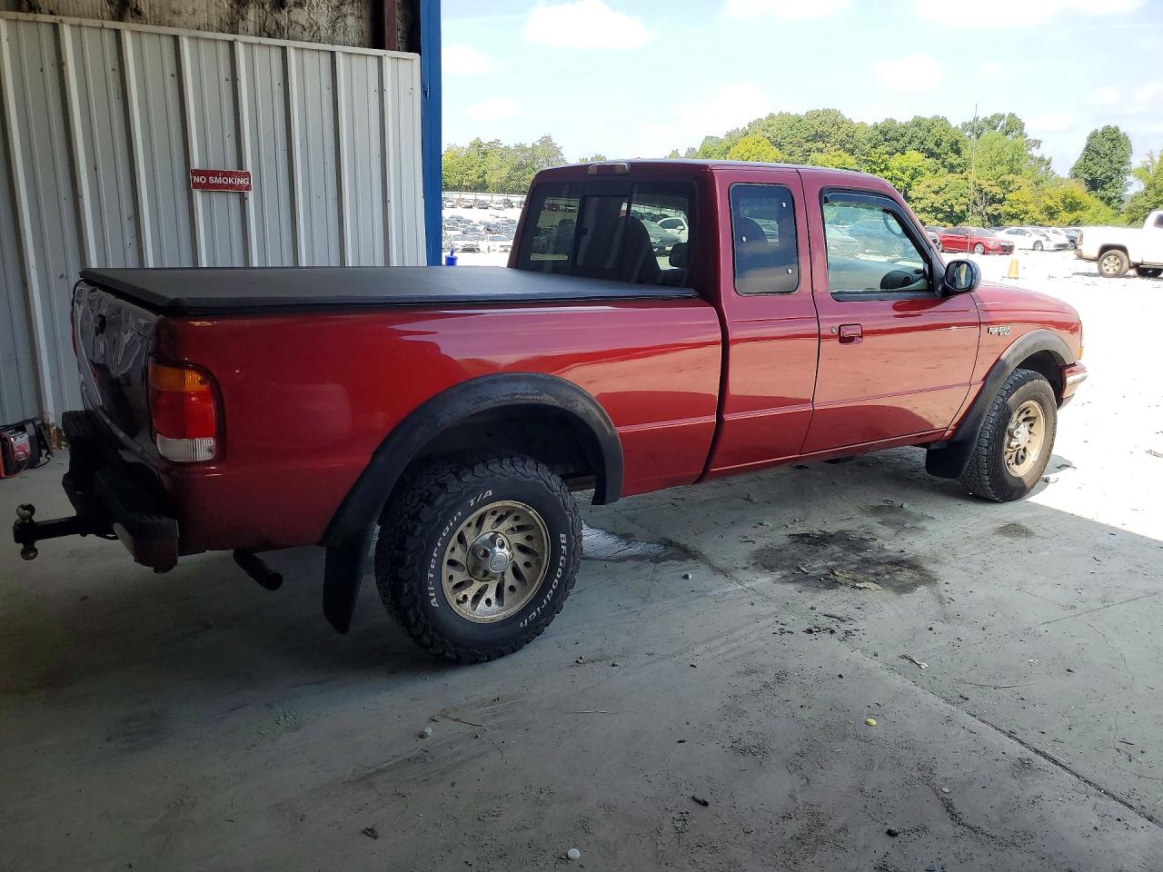 1998 Ford Ranger Super Cab Красный vin: 1FTZR15X8WTA04572