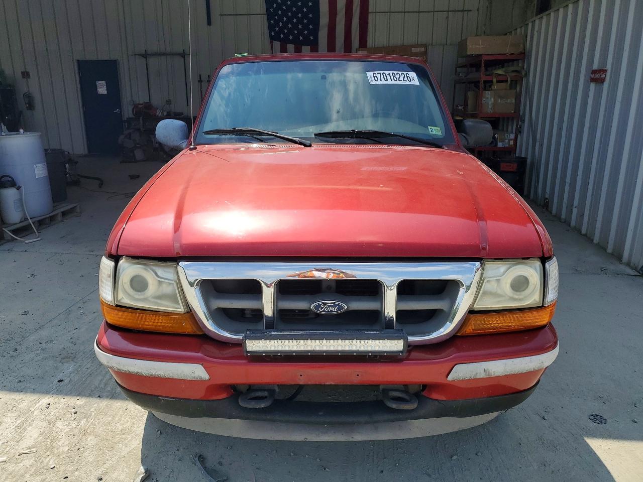 1998 Ford Ranger Super Cab Красный vin: 1FTZR15X8WTA04572