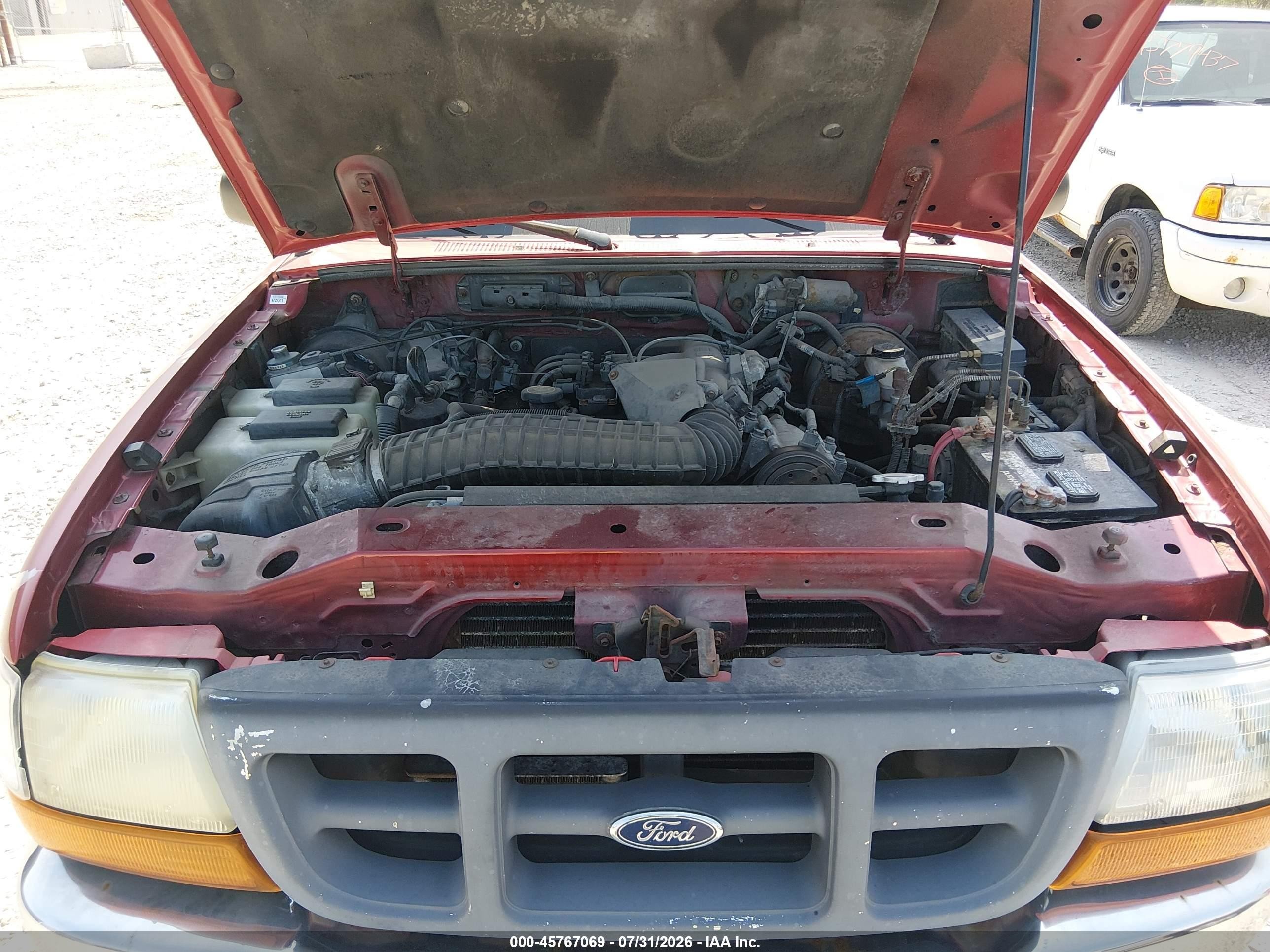 2000 Ford Ranger Xlt Red vin: 1FTZR15X8YTA07345