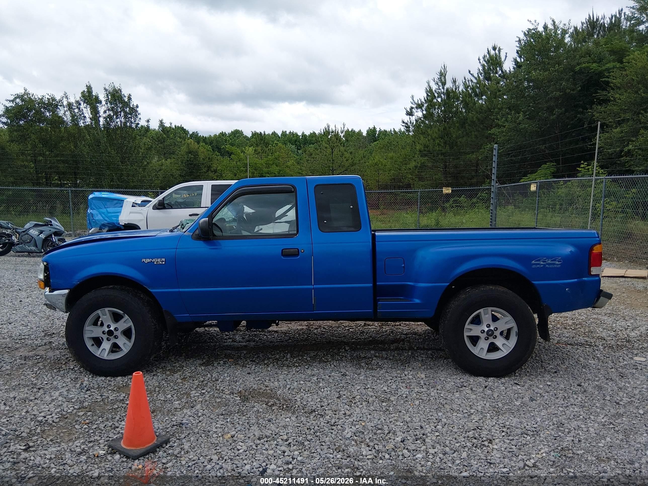 1999 Ford Ranger Xlt Blue vin: 1FTZR15XXXTA50423