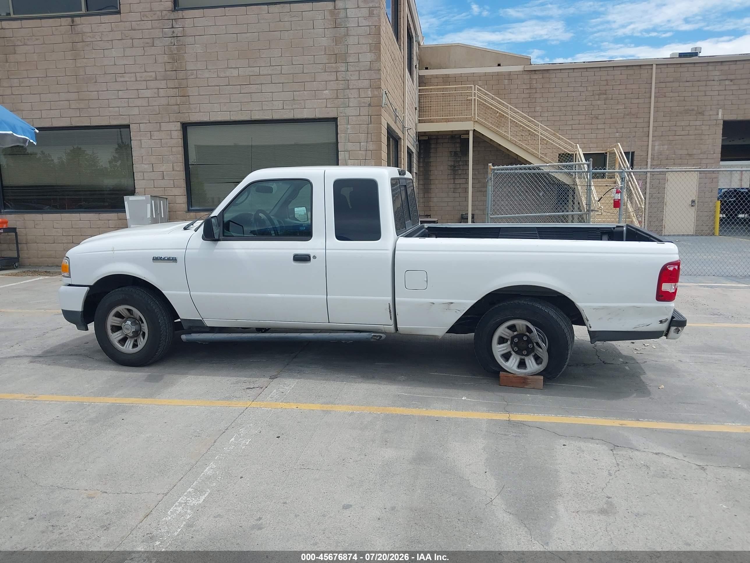2008 Ford Ranger Xlt White vin: 1FTZR44E18PA47793
