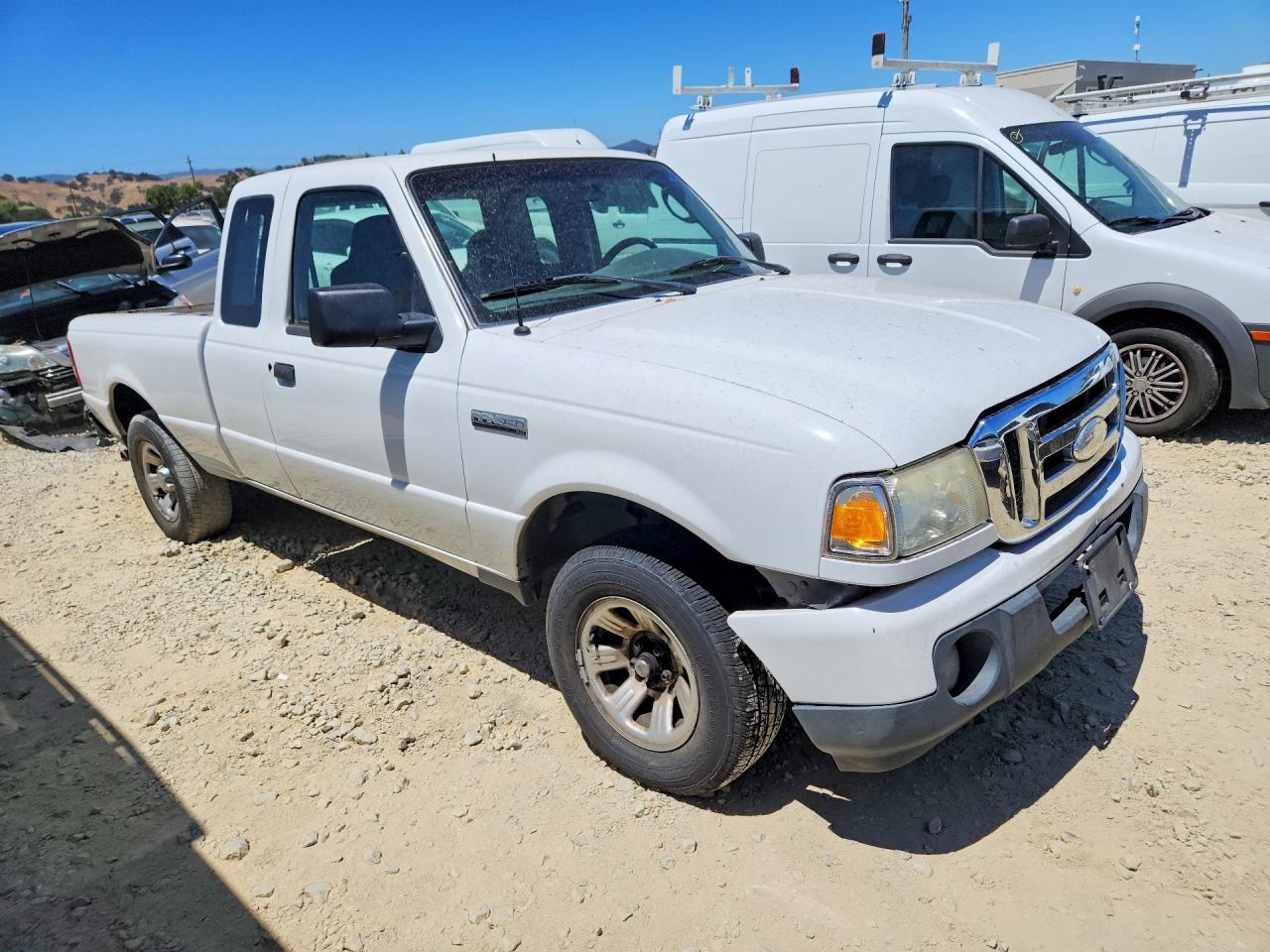 2009 Ford Ranger Super Cab White vin: 1FTZR44E89PA31267