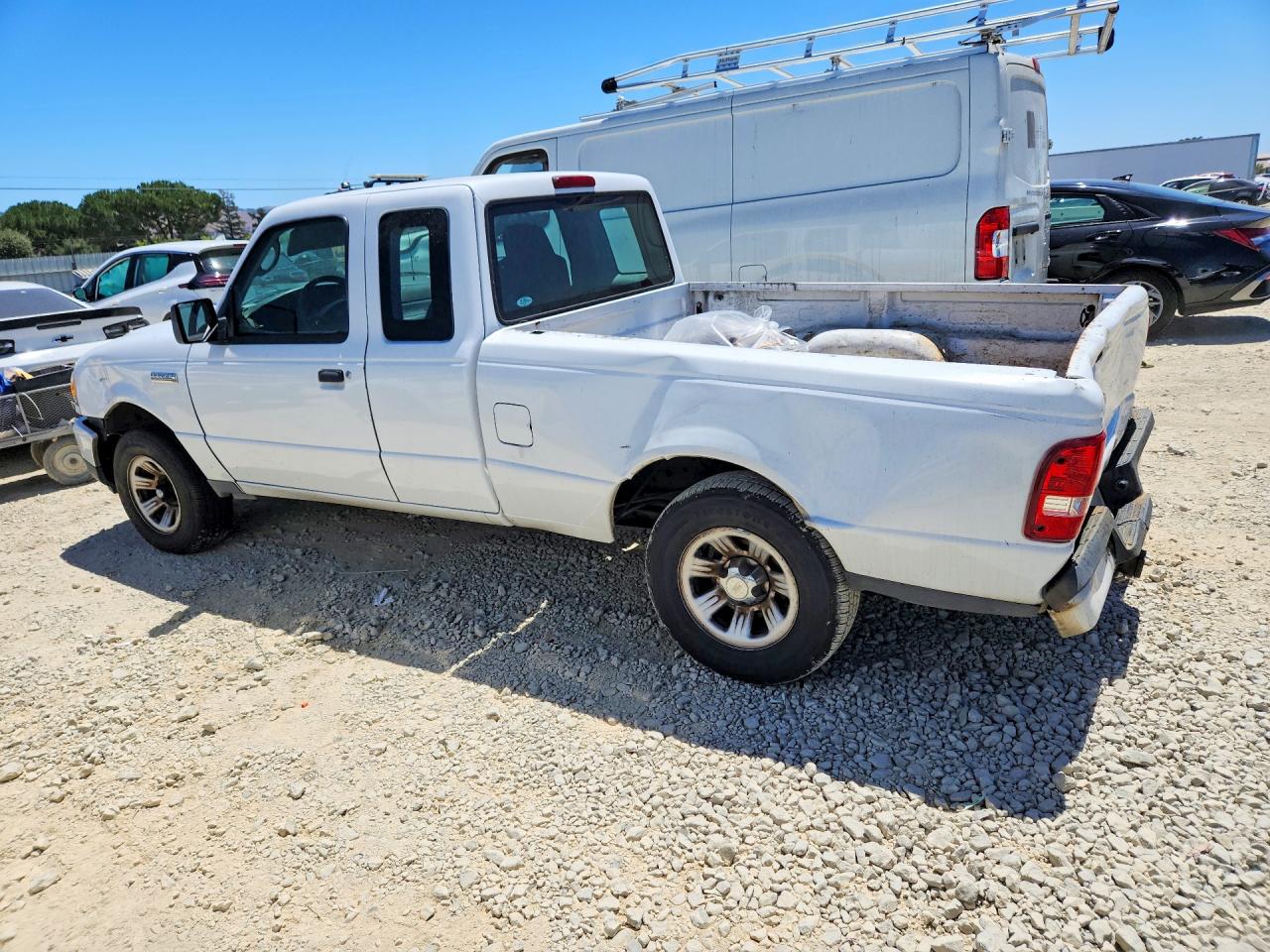2009 Ford Ranger Super Cab White vin: 1FTZR44E89PA31267