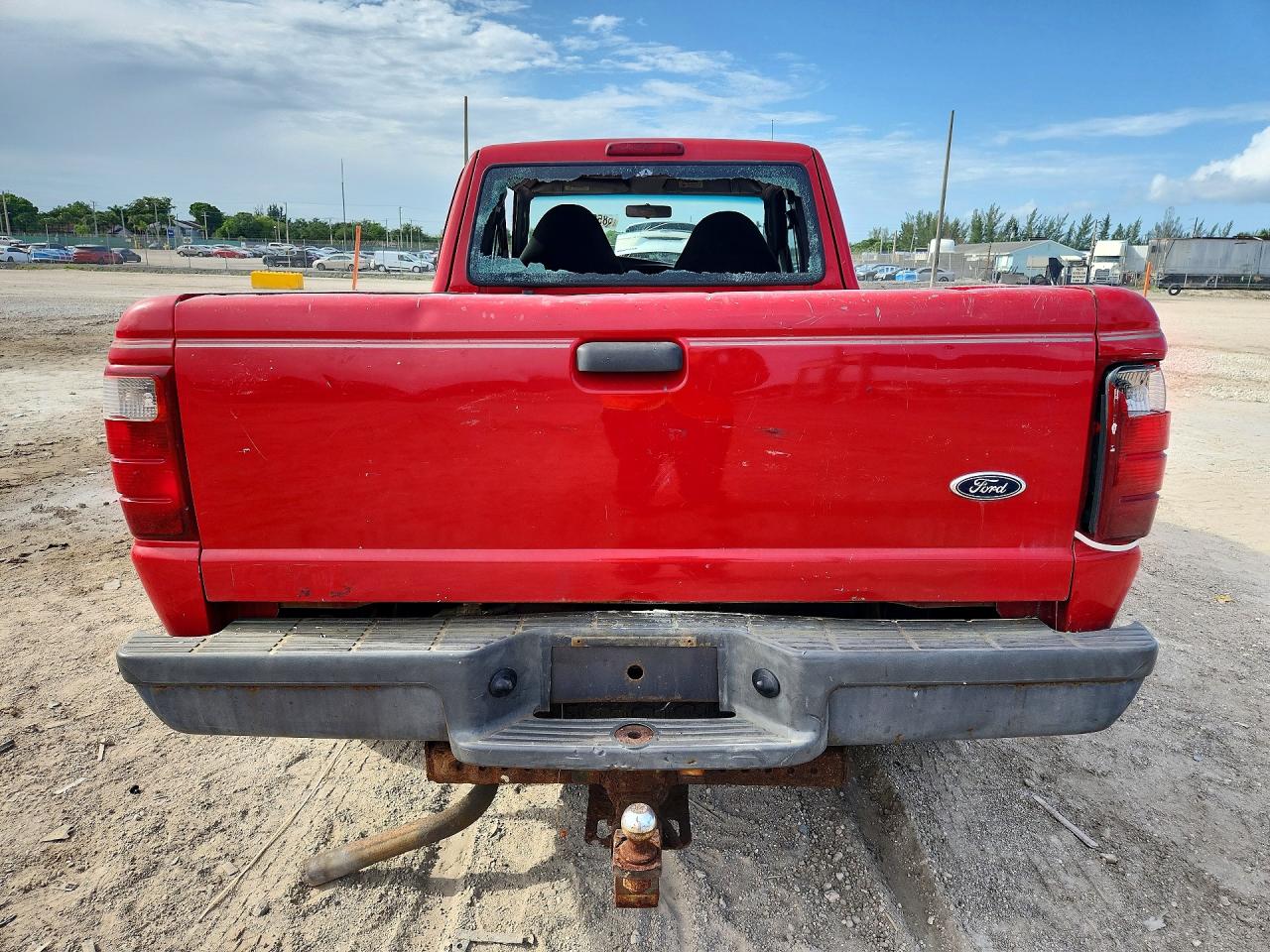 2003 Ford Ranger Super Cab Red vin: 1FTZR44V23PA95148