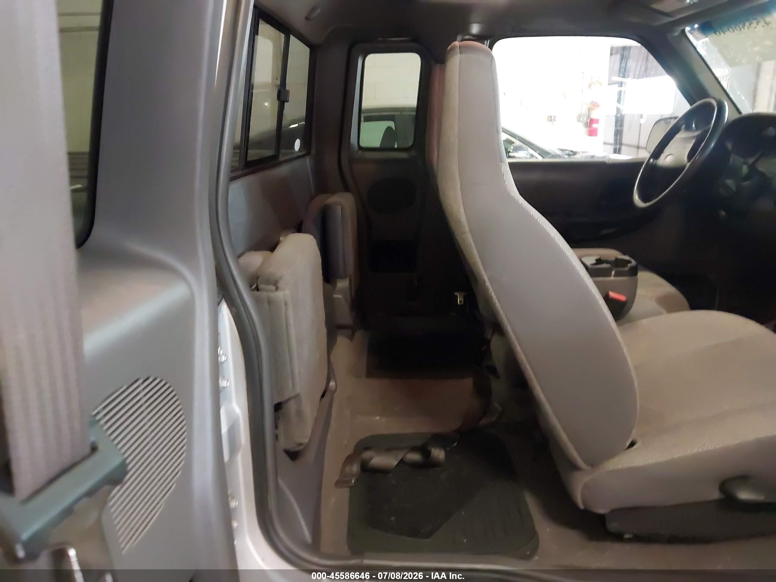 2002 Ford Ranger Edge/xlt Серебряный vin: 1FTZR45E12PA40767