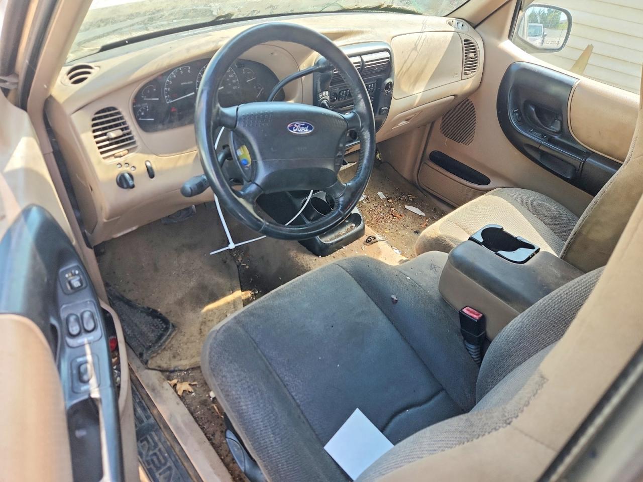 2002 Ford Ranger Super Cab Gold vin: 1FTZR45E12PB32851