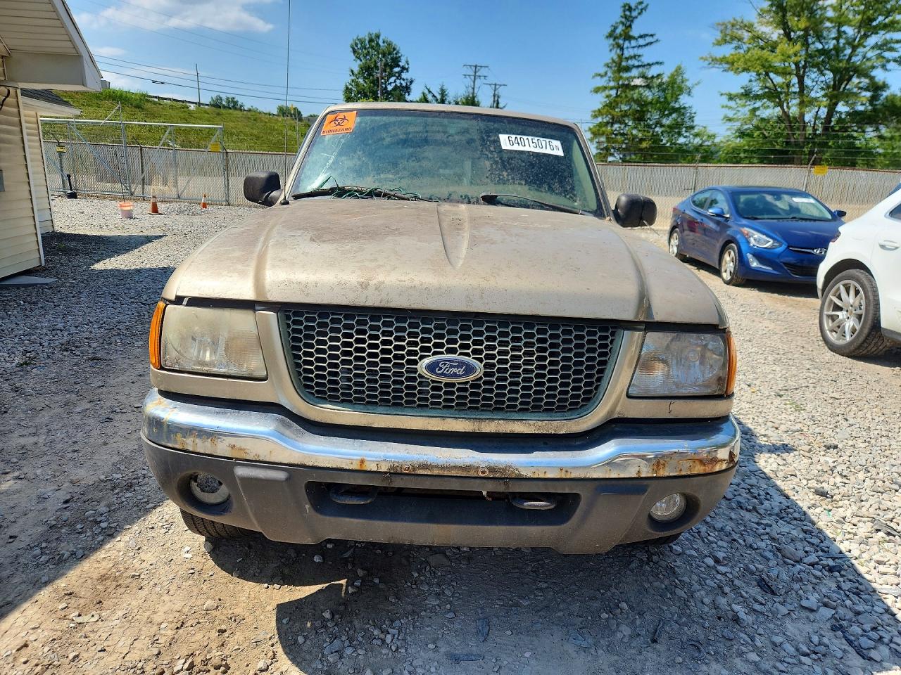 2002 Ford Ranger Super Cab Gold vin: 1FTZR45E12PB32851