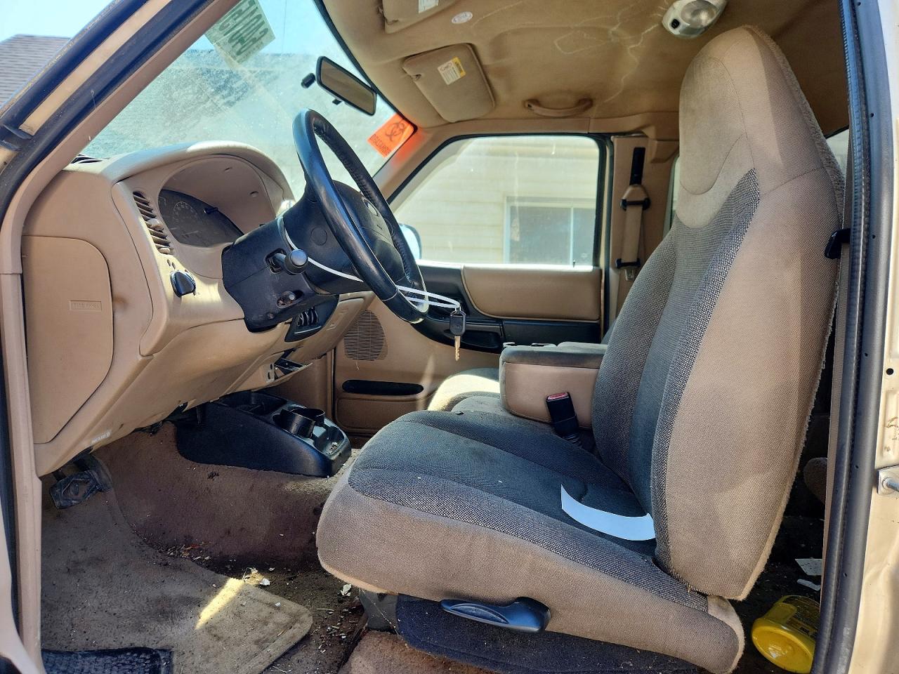 2002 Ford Ranger Super Cab Gold vin: 1FTZR45E12PB32851
