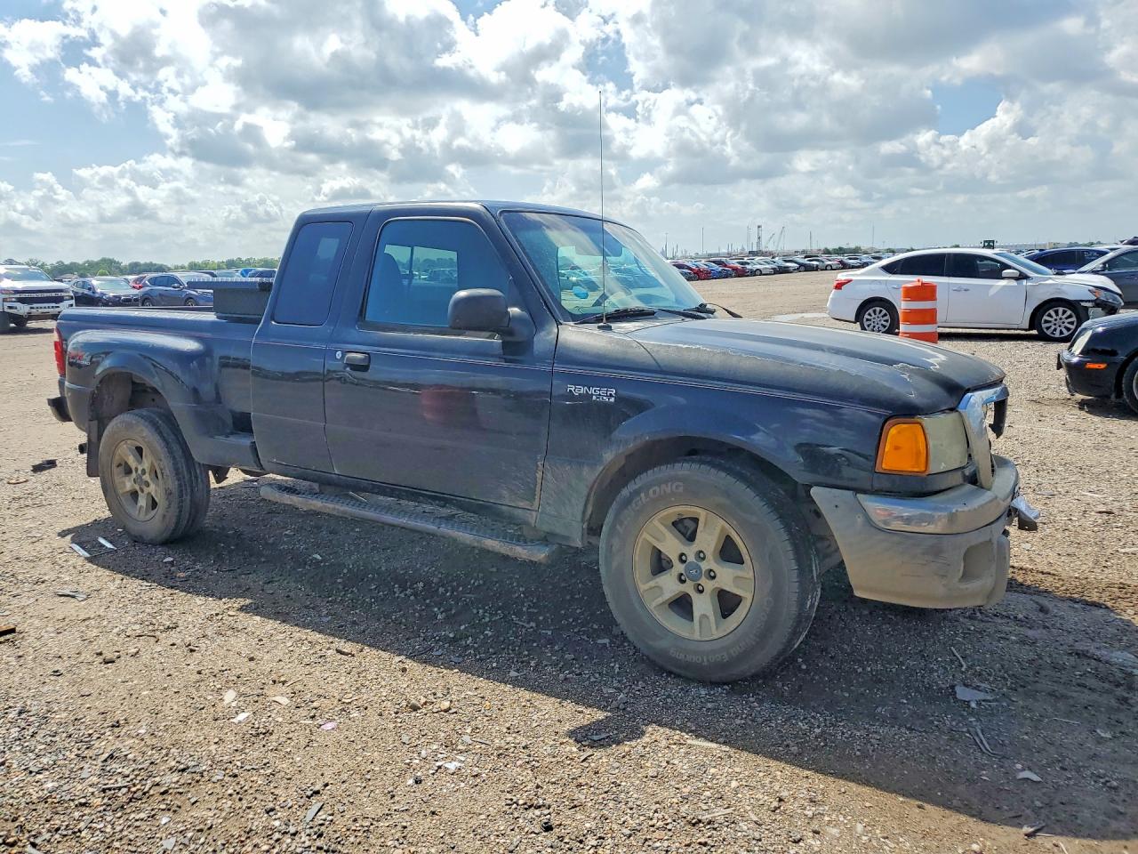 2004 Ford Ranger Super Cab Black vin: 1FTZR45E14PA11255