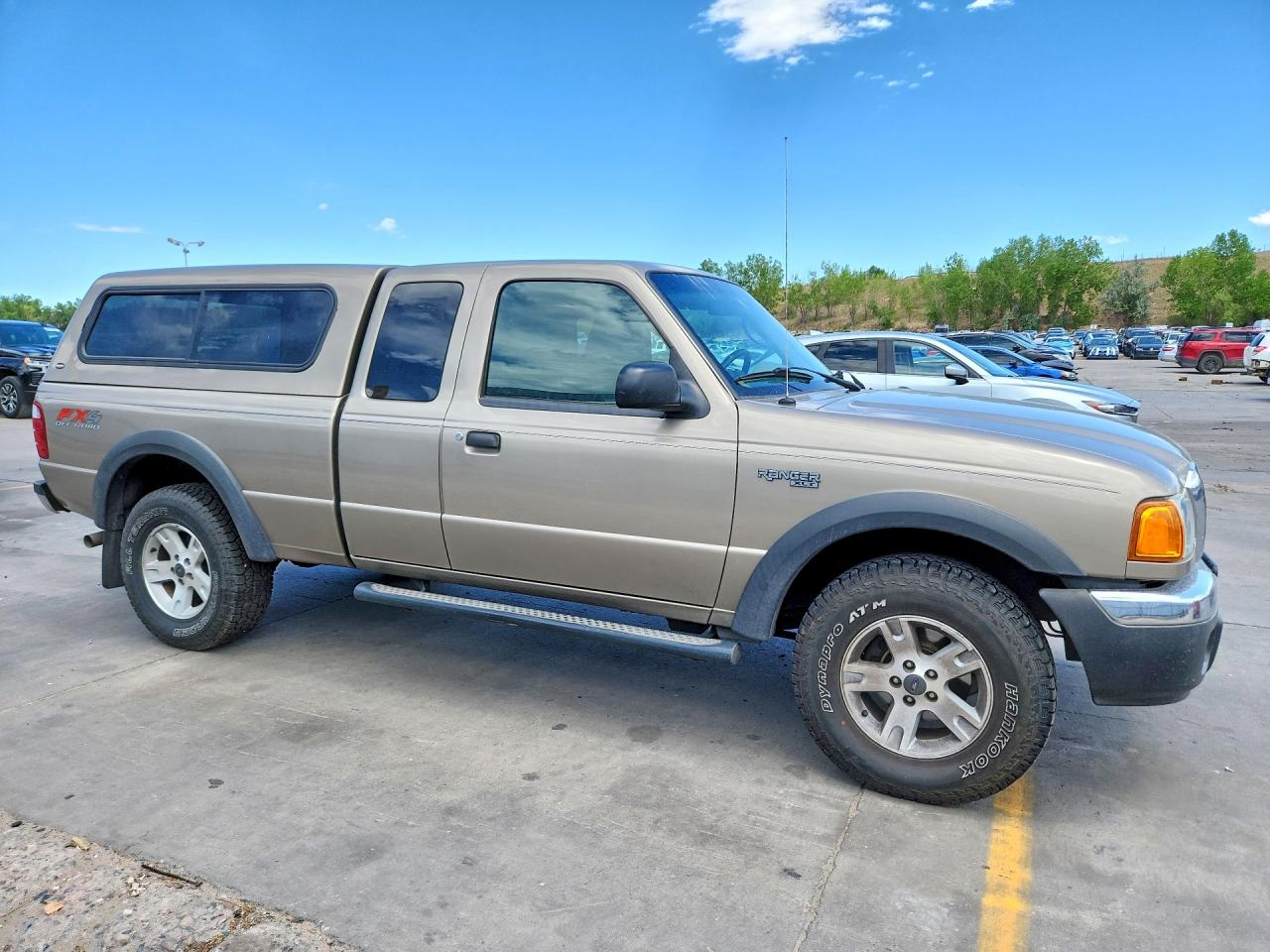 2004 Ford Ranger Super Cab Tan vin: 1FTZR45E14TA15328